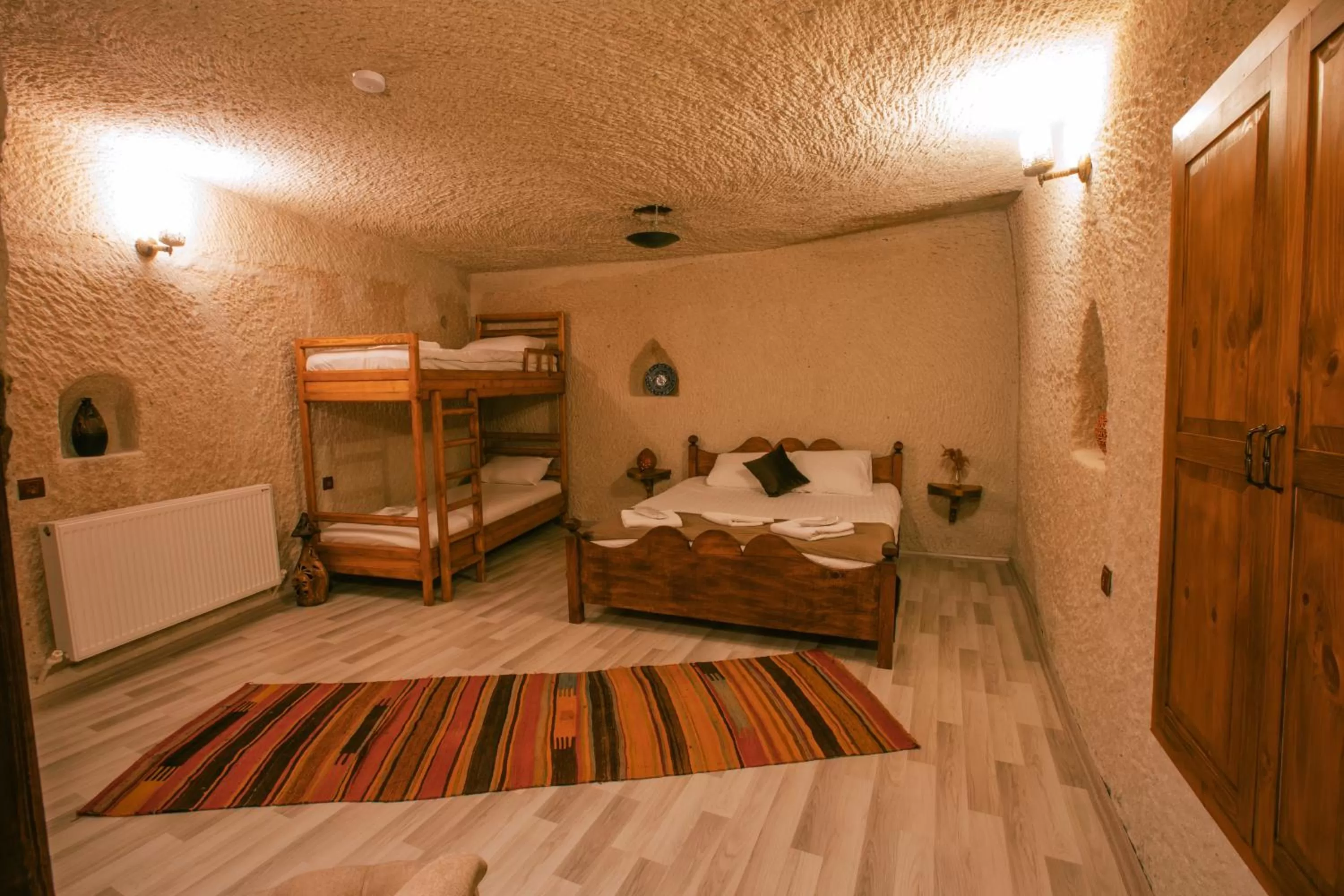 Massage, Bed in Mia Cappadocia Cave Hotel