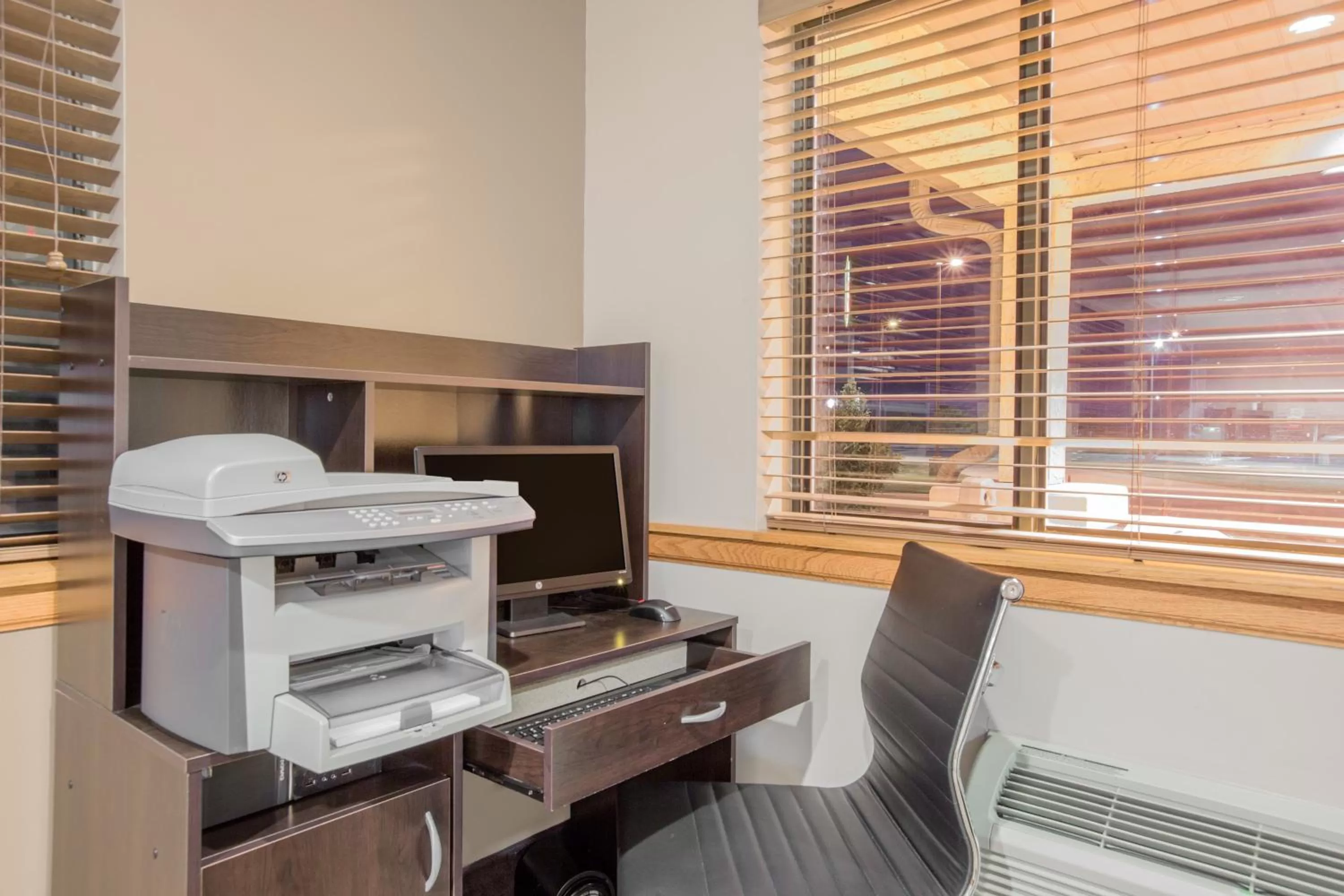 Super 8 by Wyndham Hastings