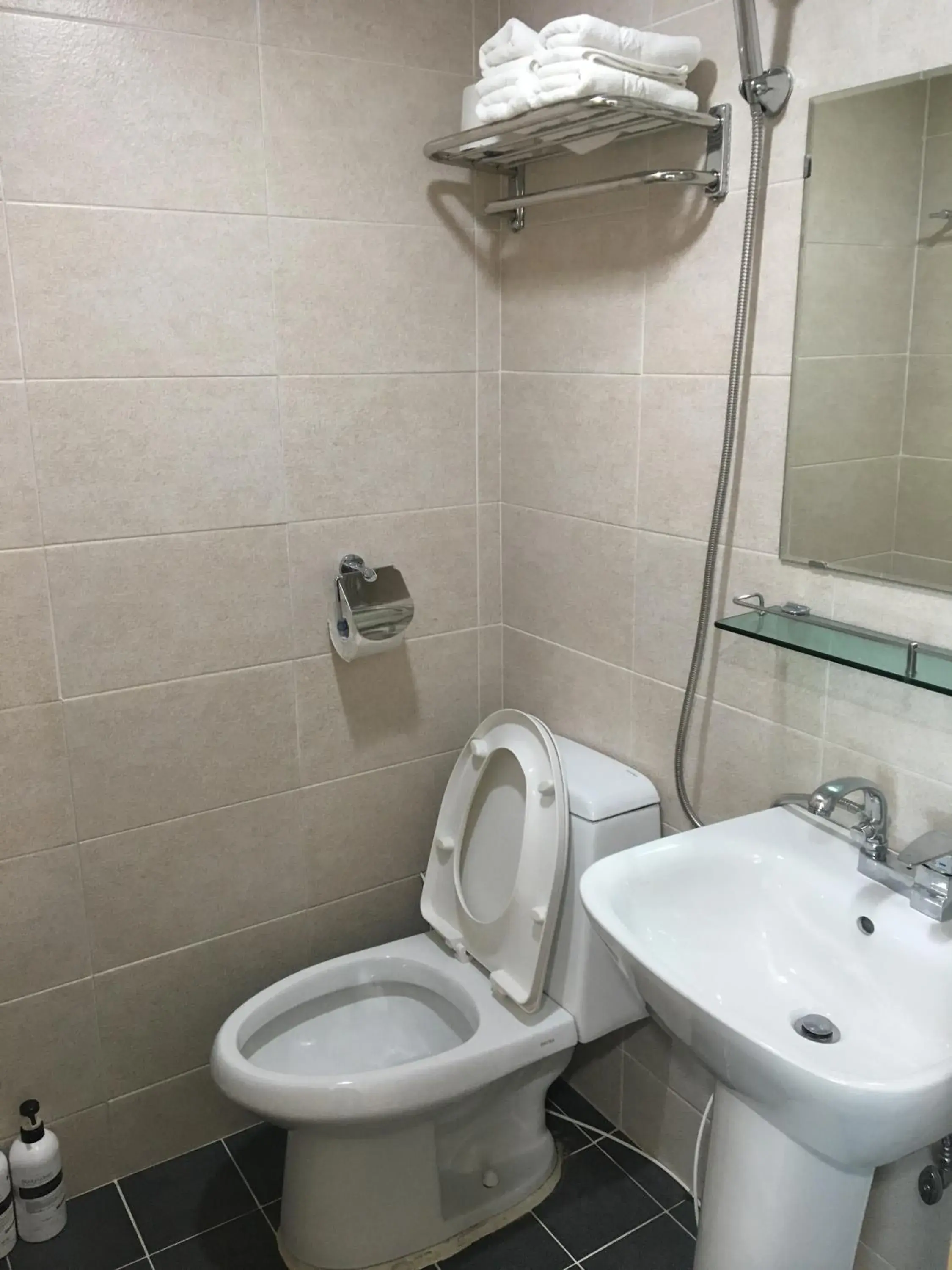 Standard Double Room in K-Guesthouse Premium Nampo 1 Standard Double Room in K-Guesthouse Premium Nampo 1