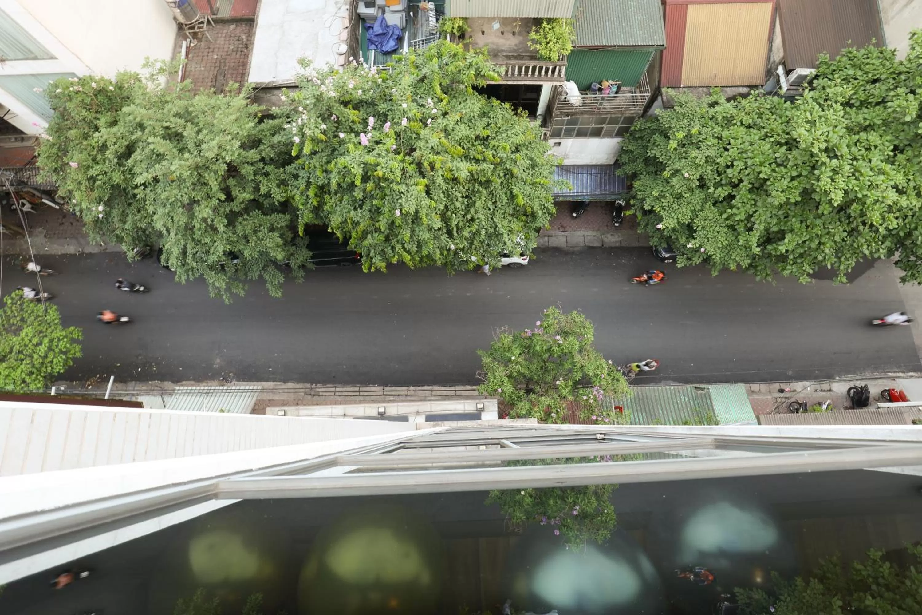 Day in Gallant Hotel