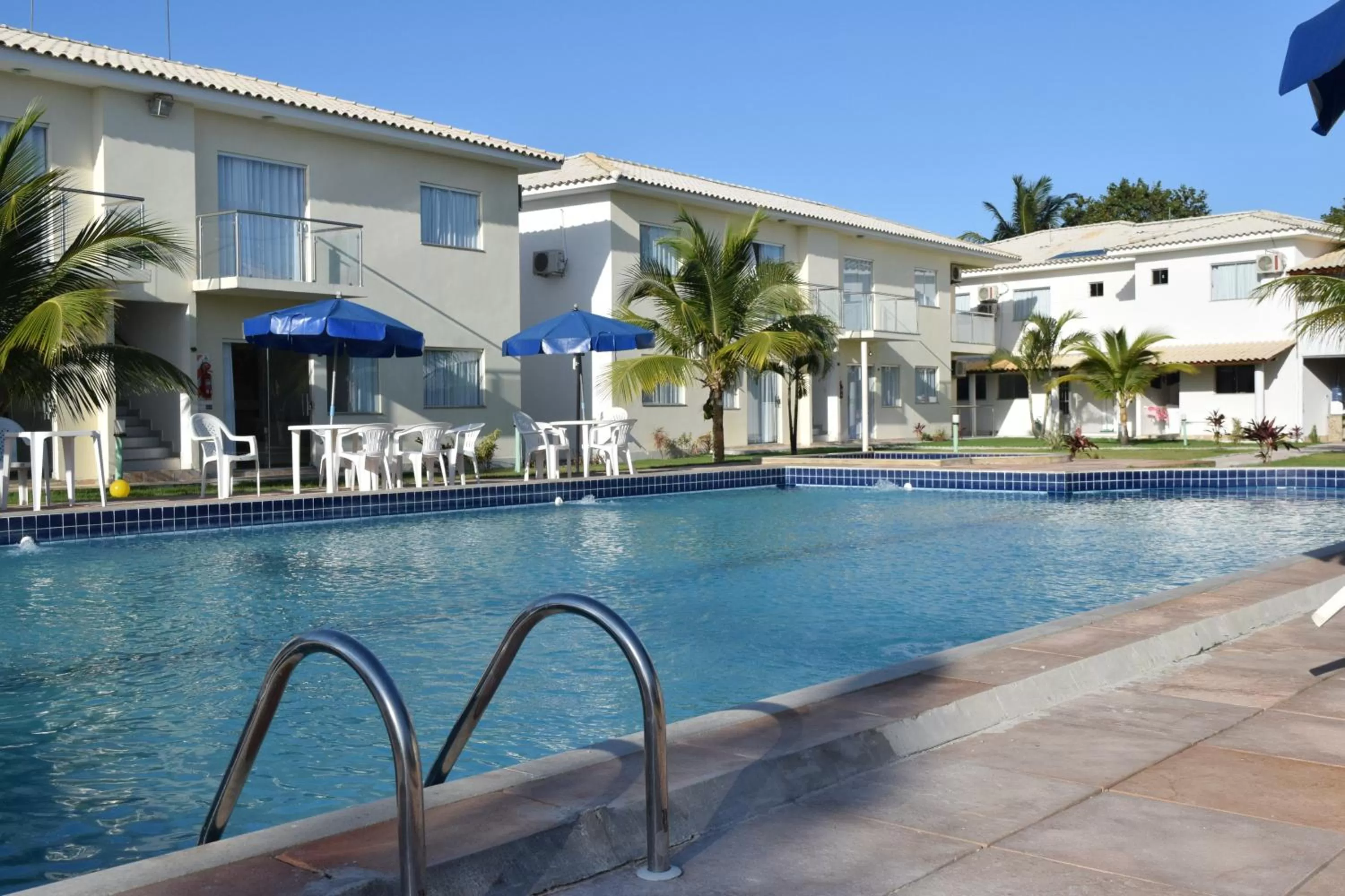 Property Building in Porto Luar