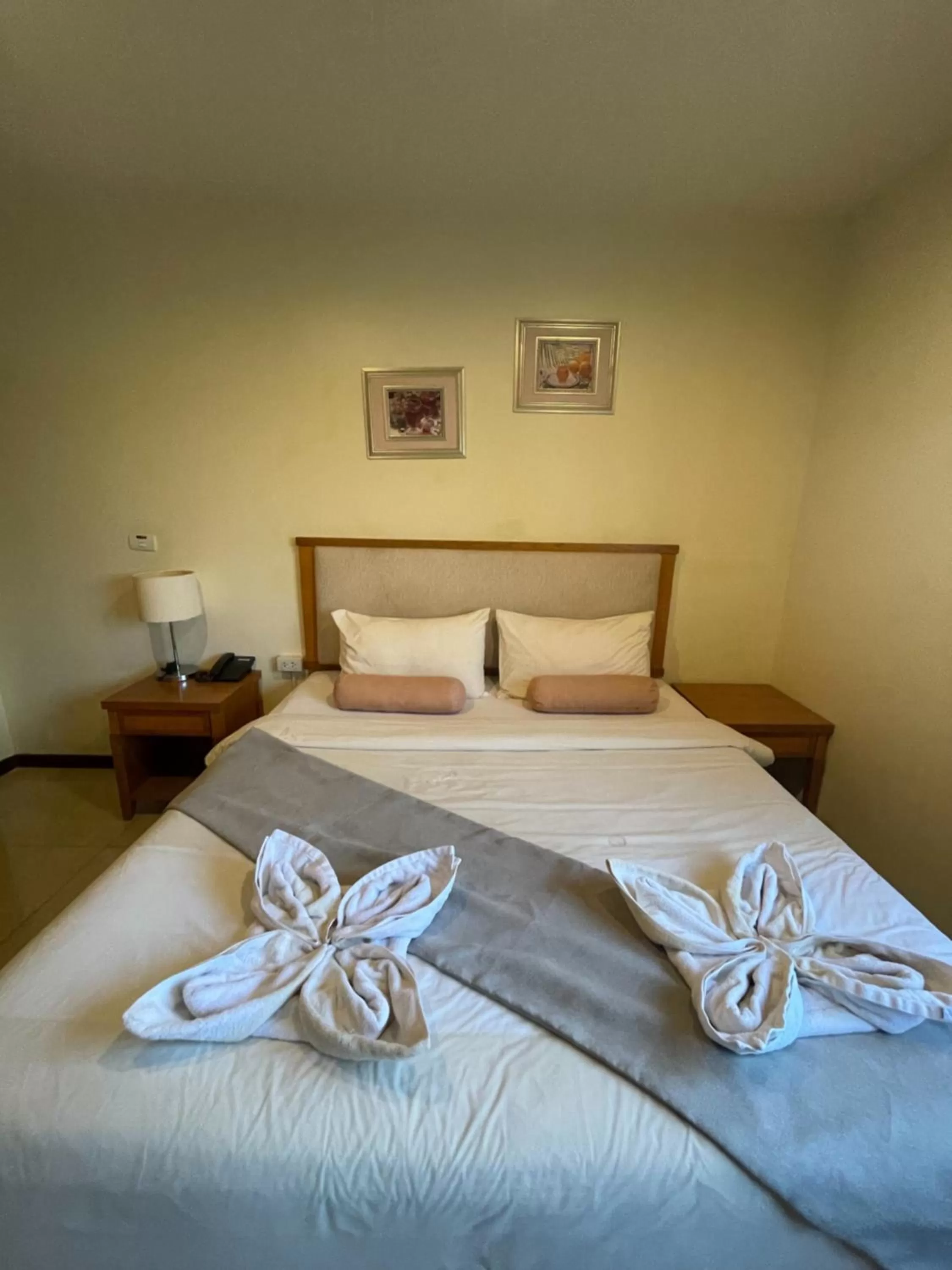 Bed in Babylon Residence Inn pattaya