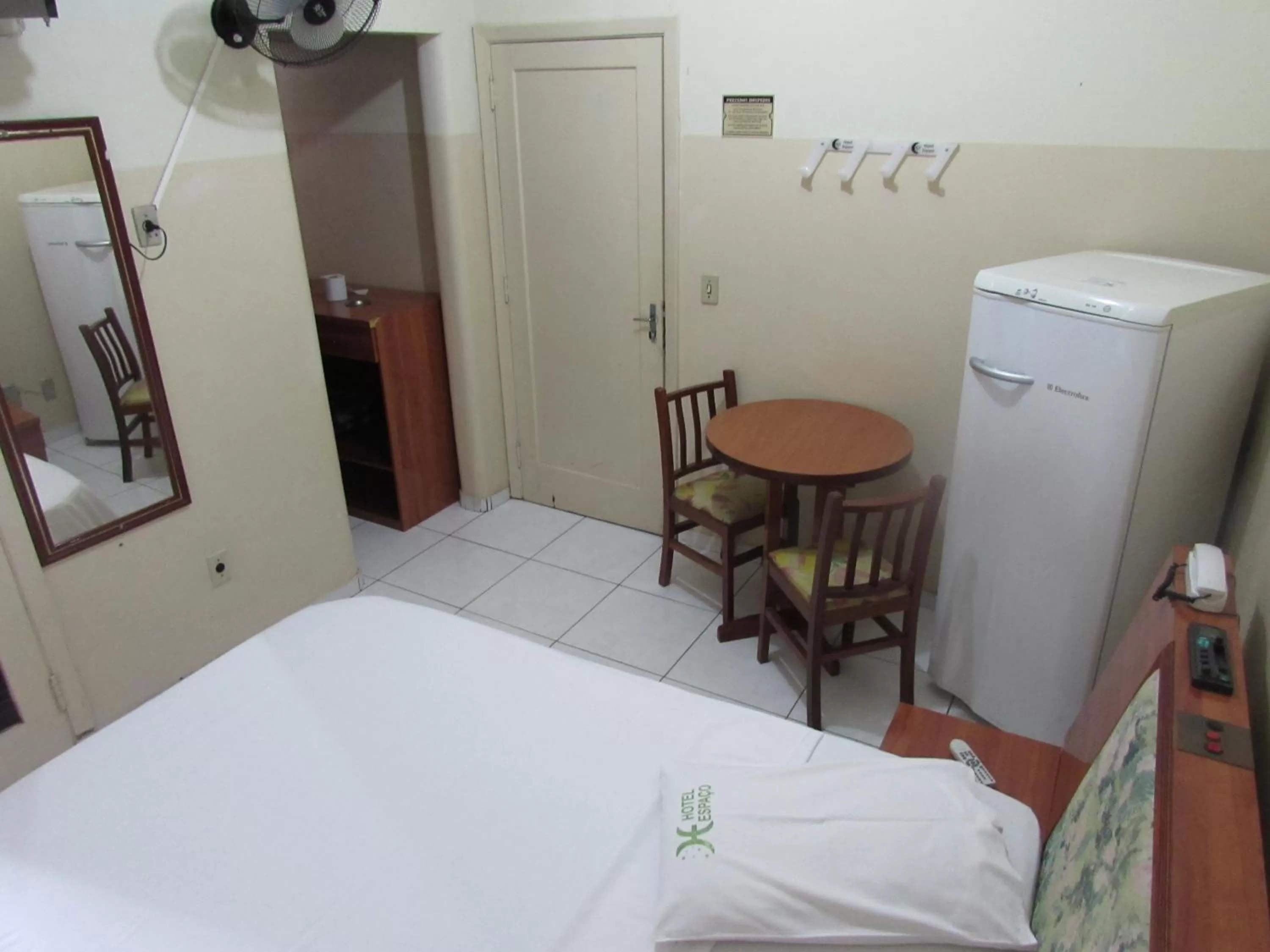 Bedroom, Dining Area in Hotel Plaza Olido