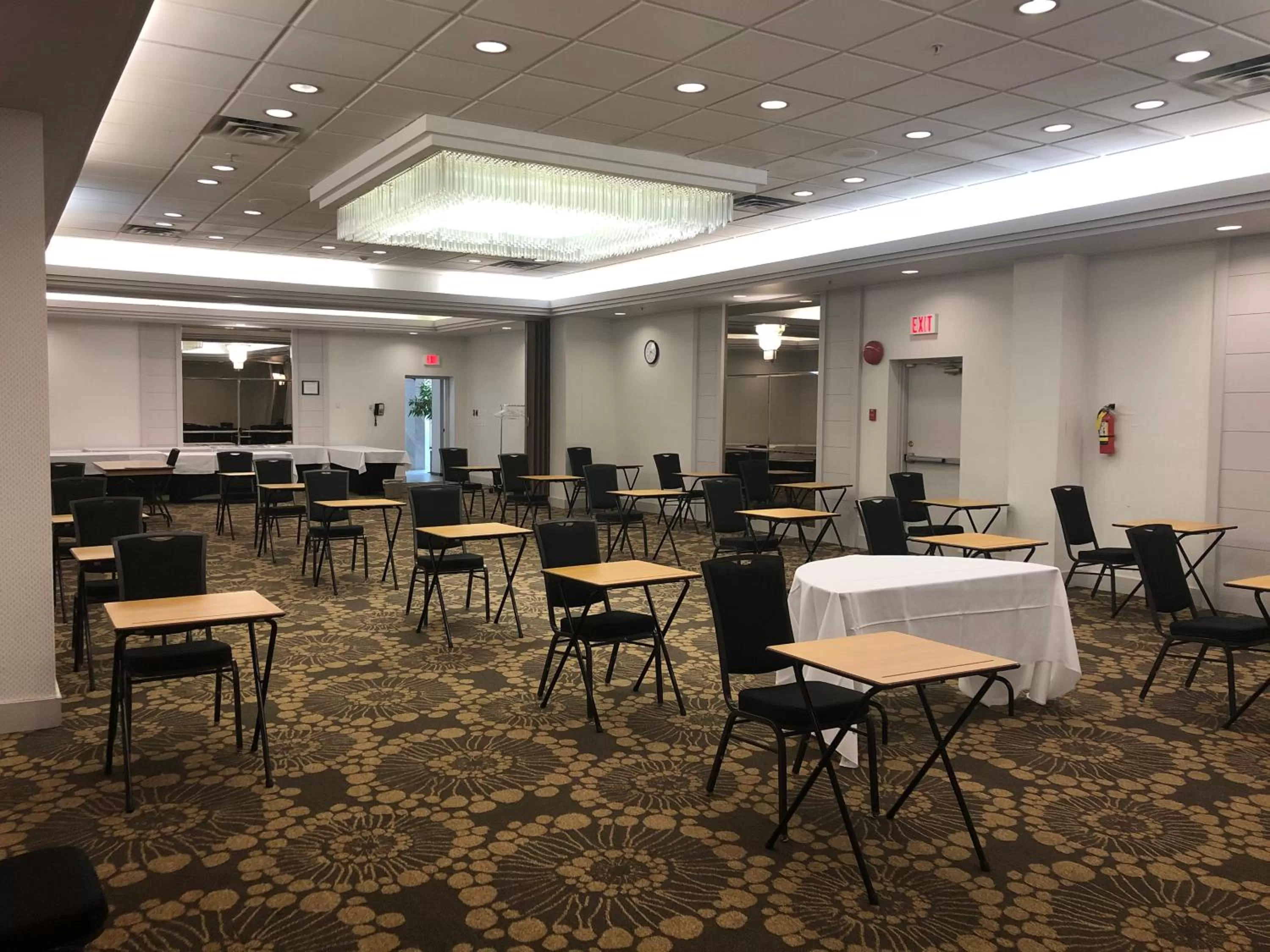 Executive Suites Hotel & Conference Center, Metro Vancouver