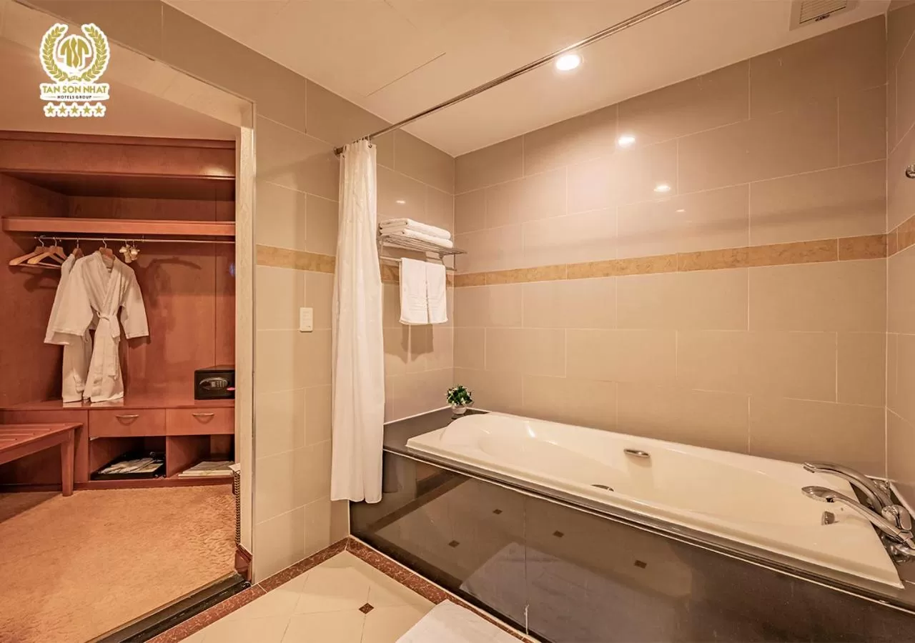 Bathroom in Tan Son Nhat Saigon Hotel