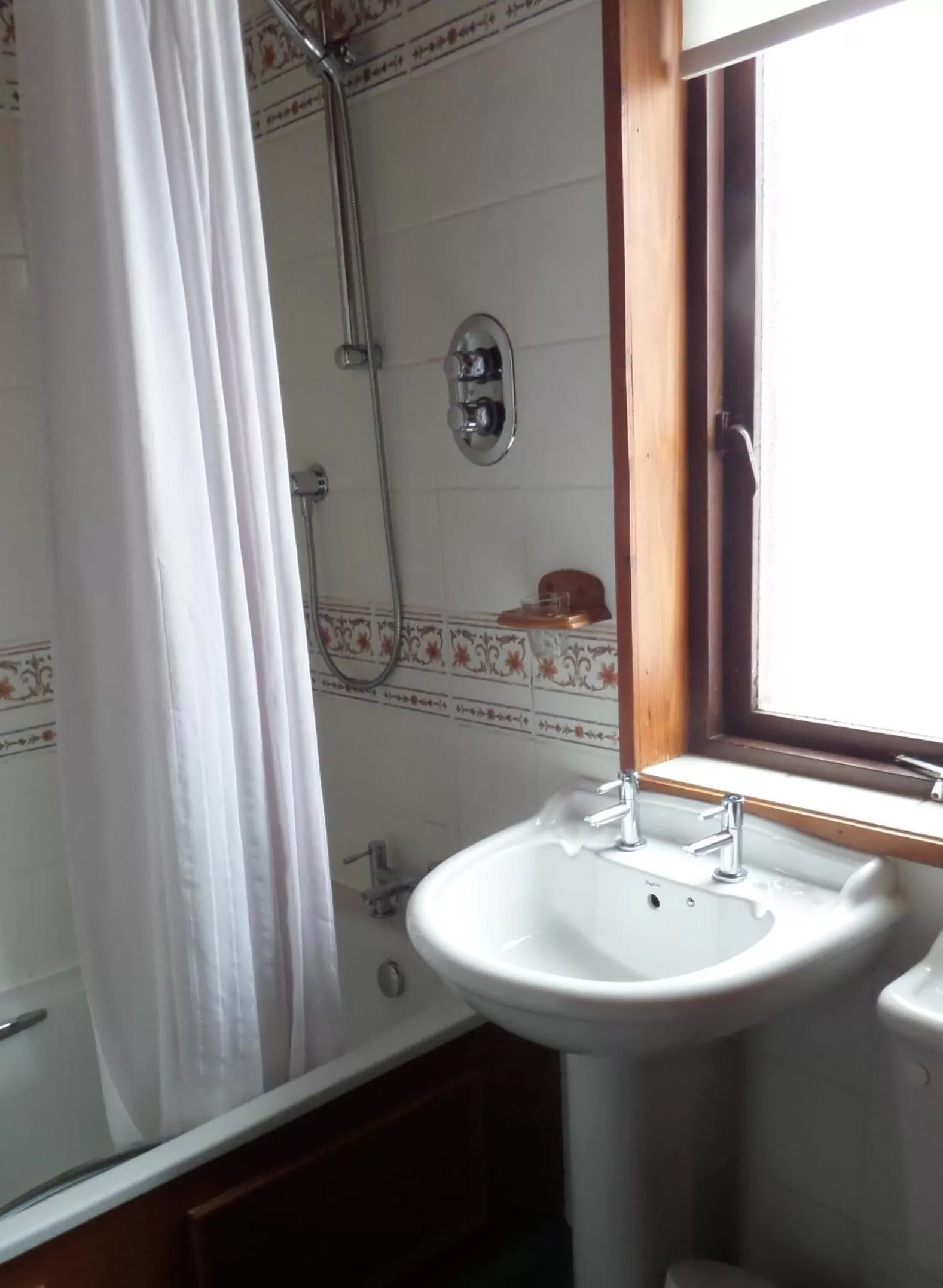 Shower in Macdonald Spey Valley Resort