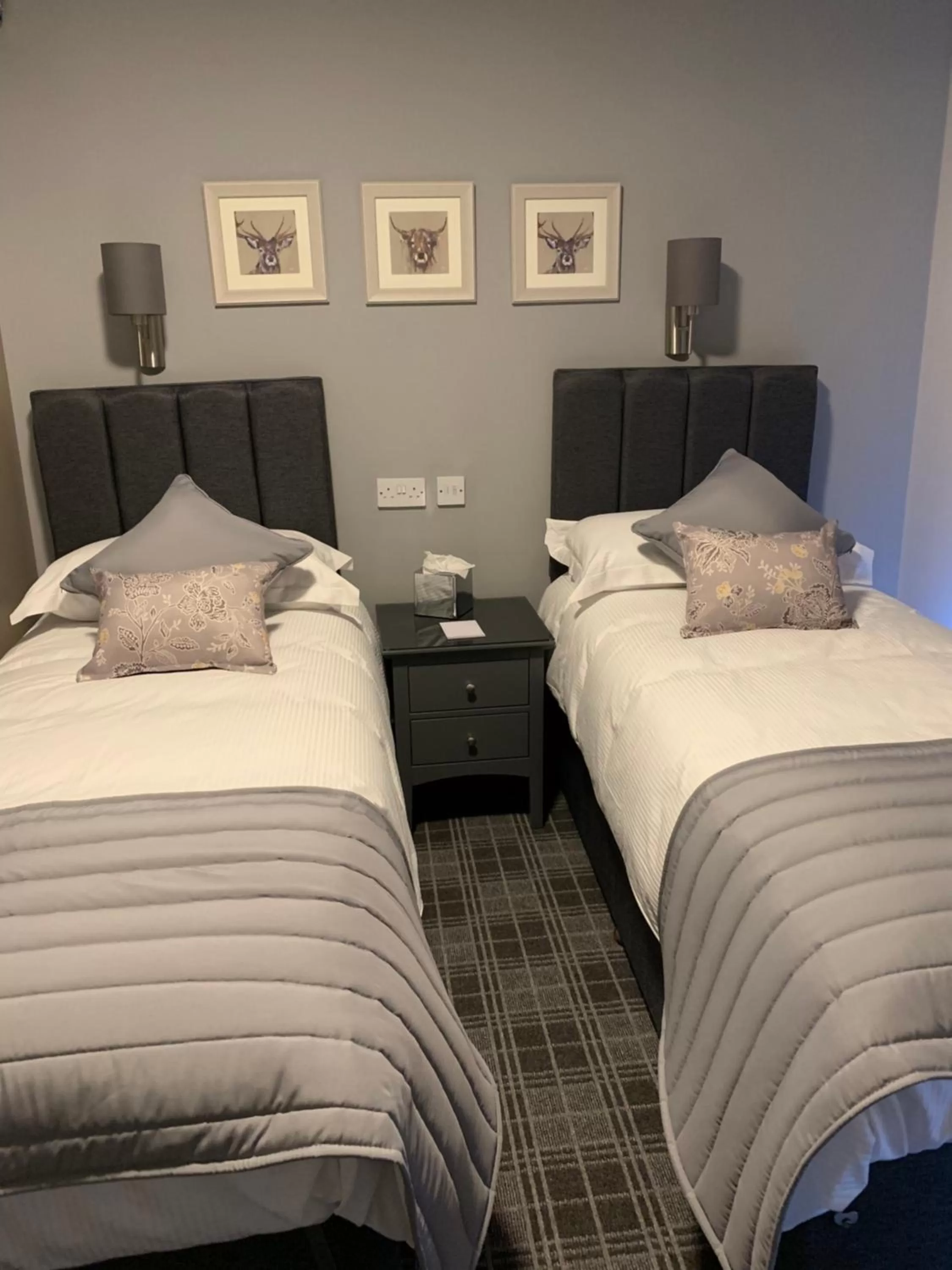 Bed in The Royal Hotel