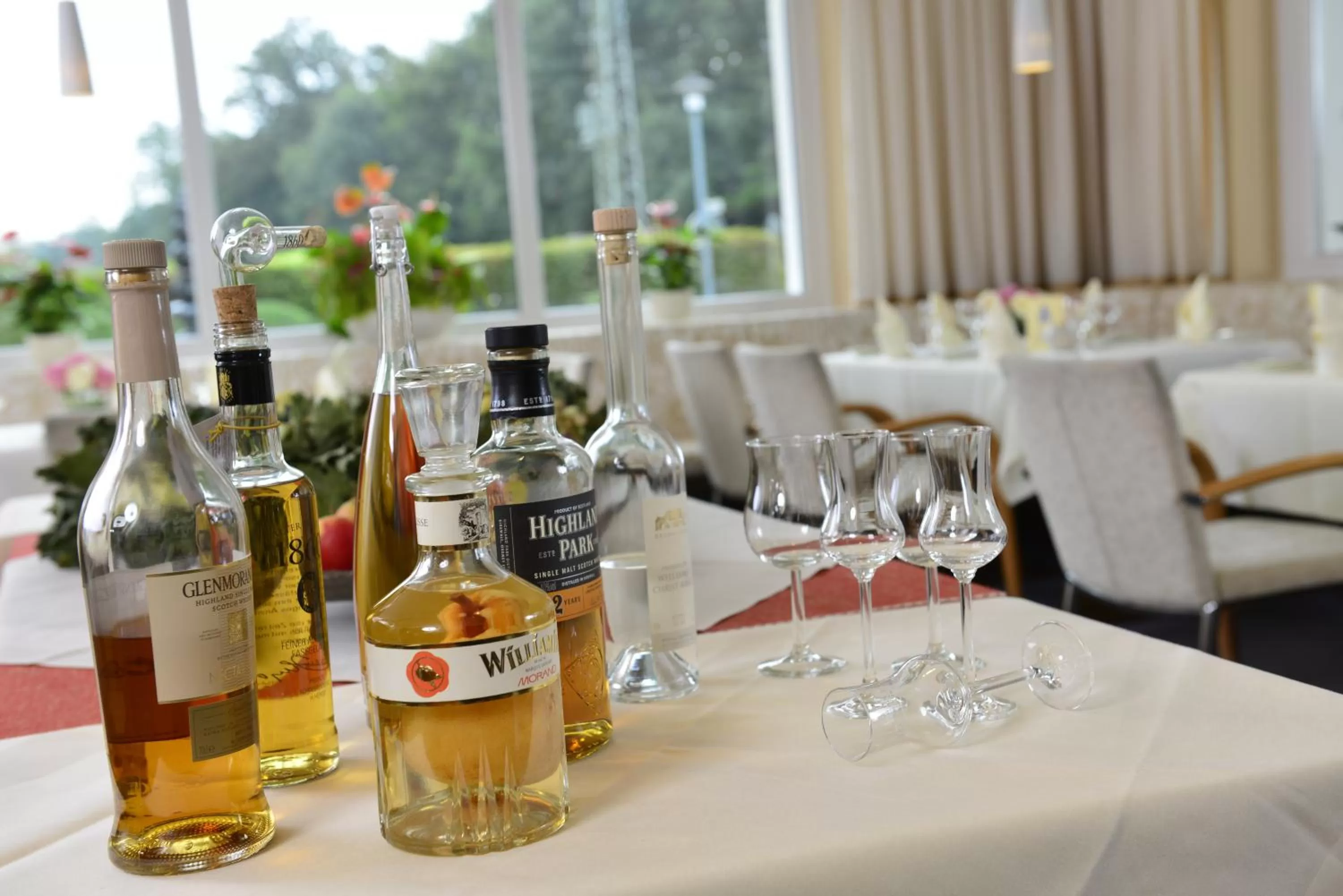 Restaurant/places to eat in Akzent Hotel Haus Surendorff