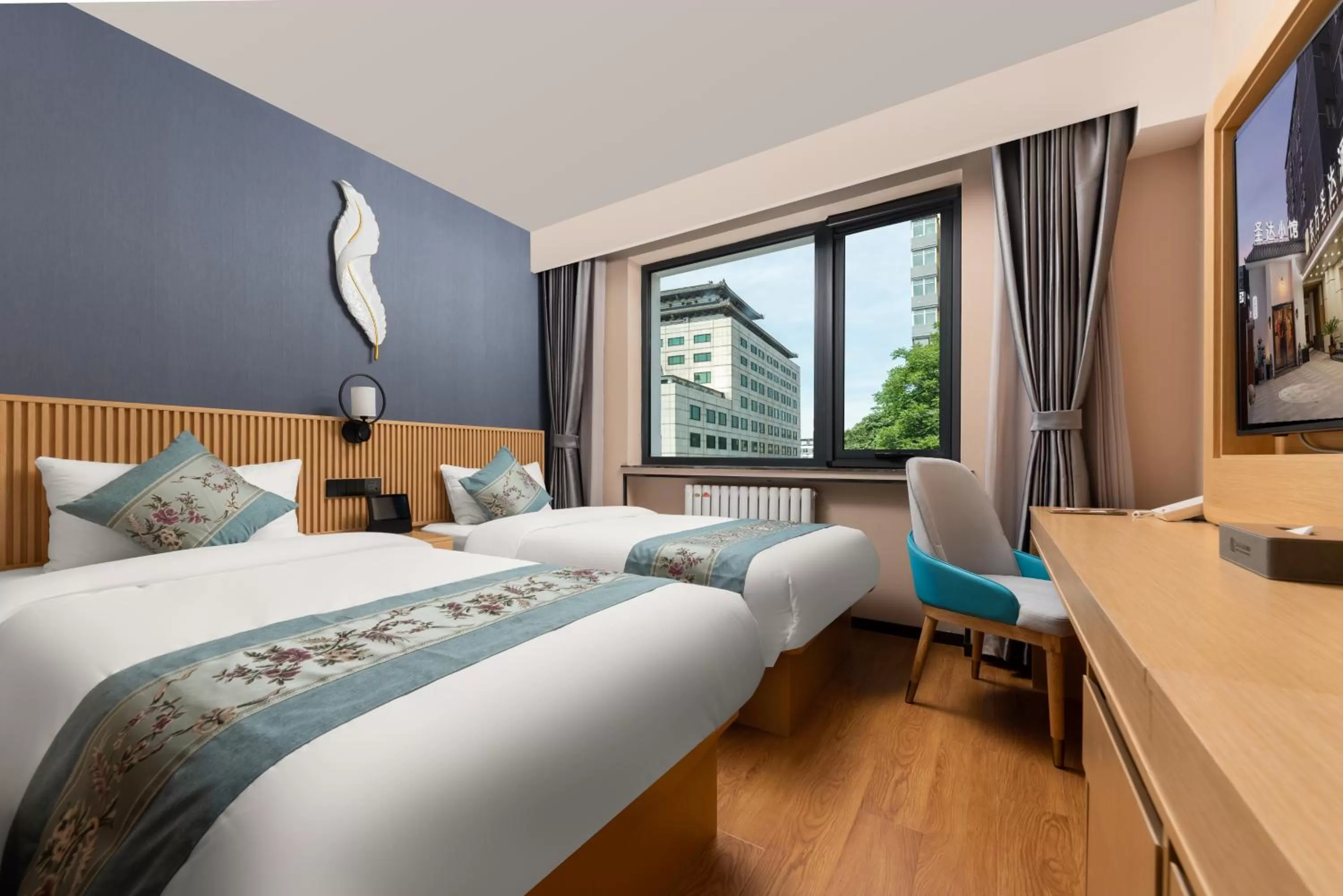 Bed in East Sacred Hotel--Beijing Tiananmen Square ,the Forbidden City,Wangfujing Street,Located in the city center