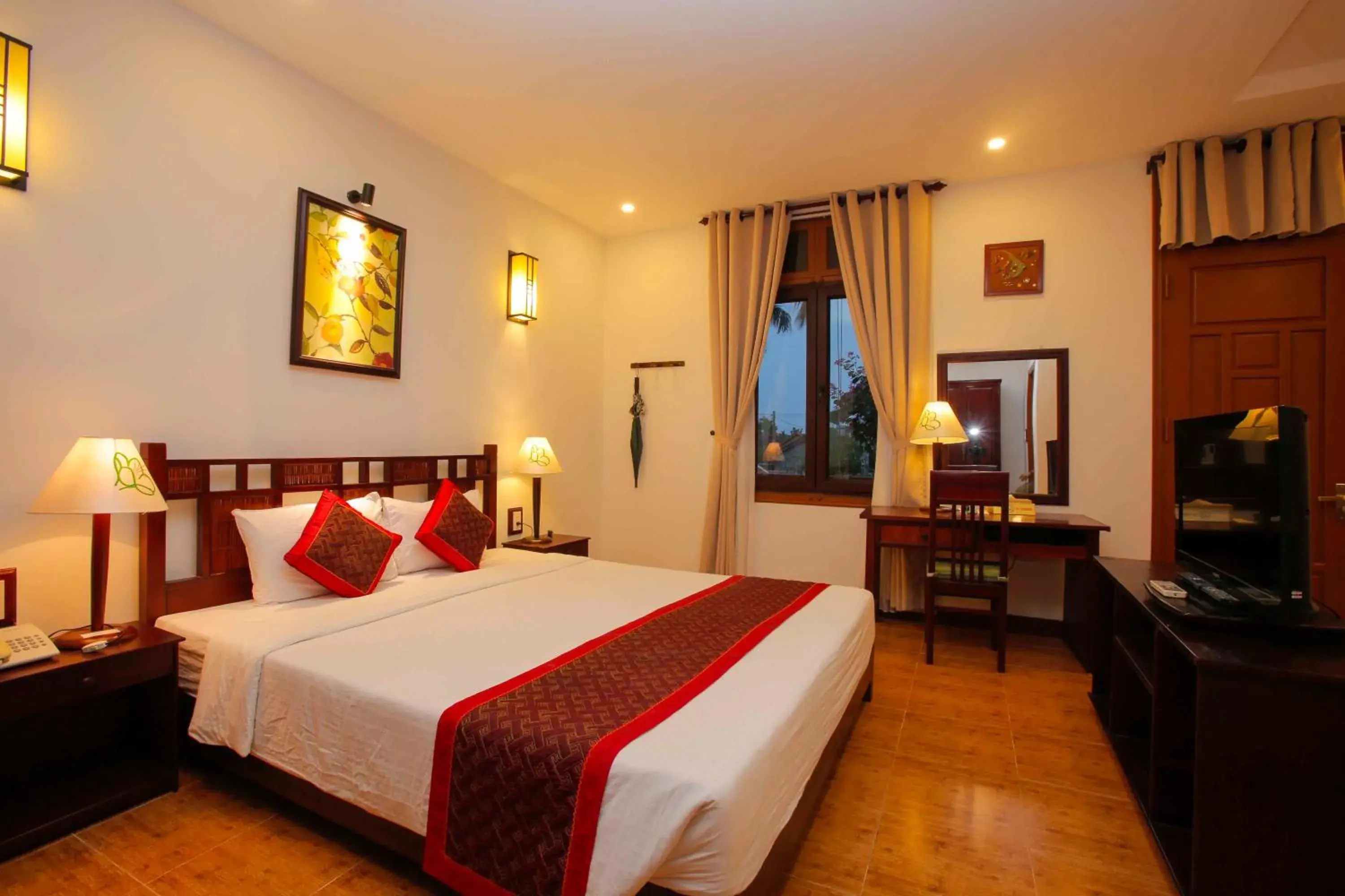Deluxe Double or Twin Room with Pool View in Hoi An Garden Villas Deluxe Double or Twin Room with Pool View in Hoi An Garden Villas