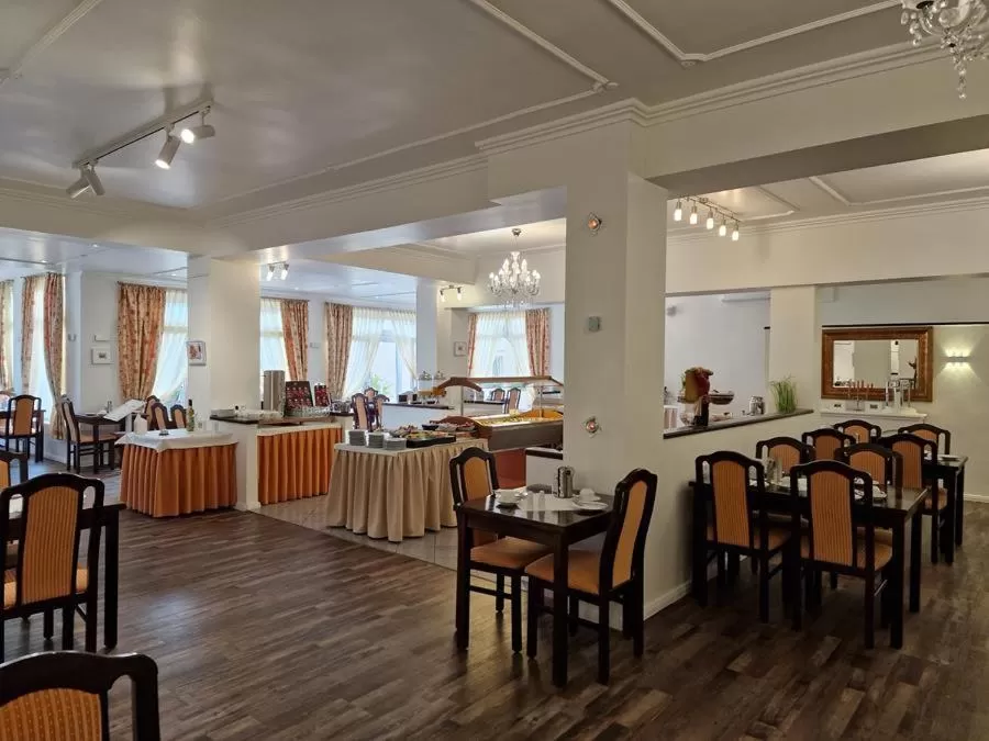 Restaurant/places to eat in artHOTEL Bremen