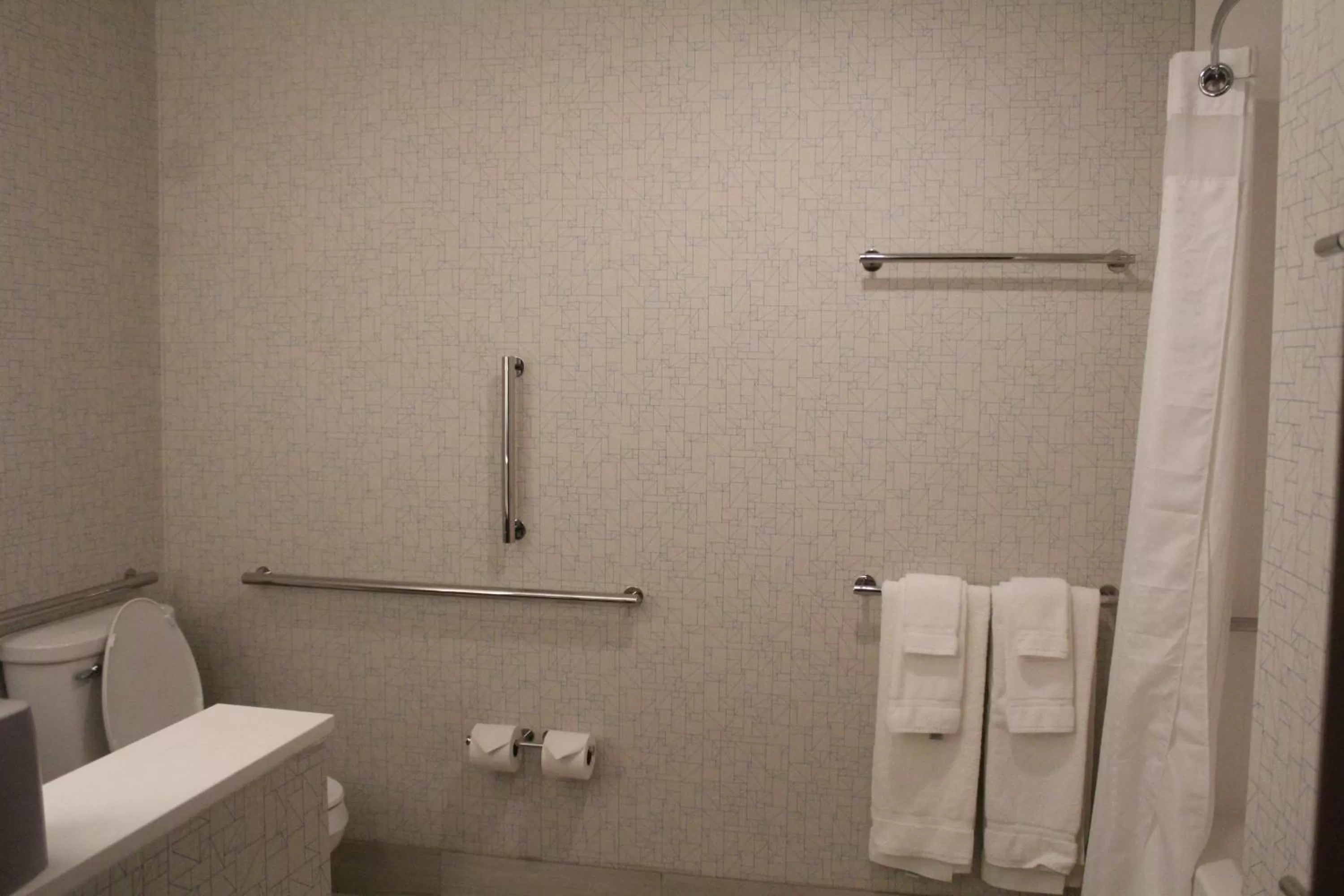 Bathroom in Holiday Inn Express & Suites - Kokomo South by IHG