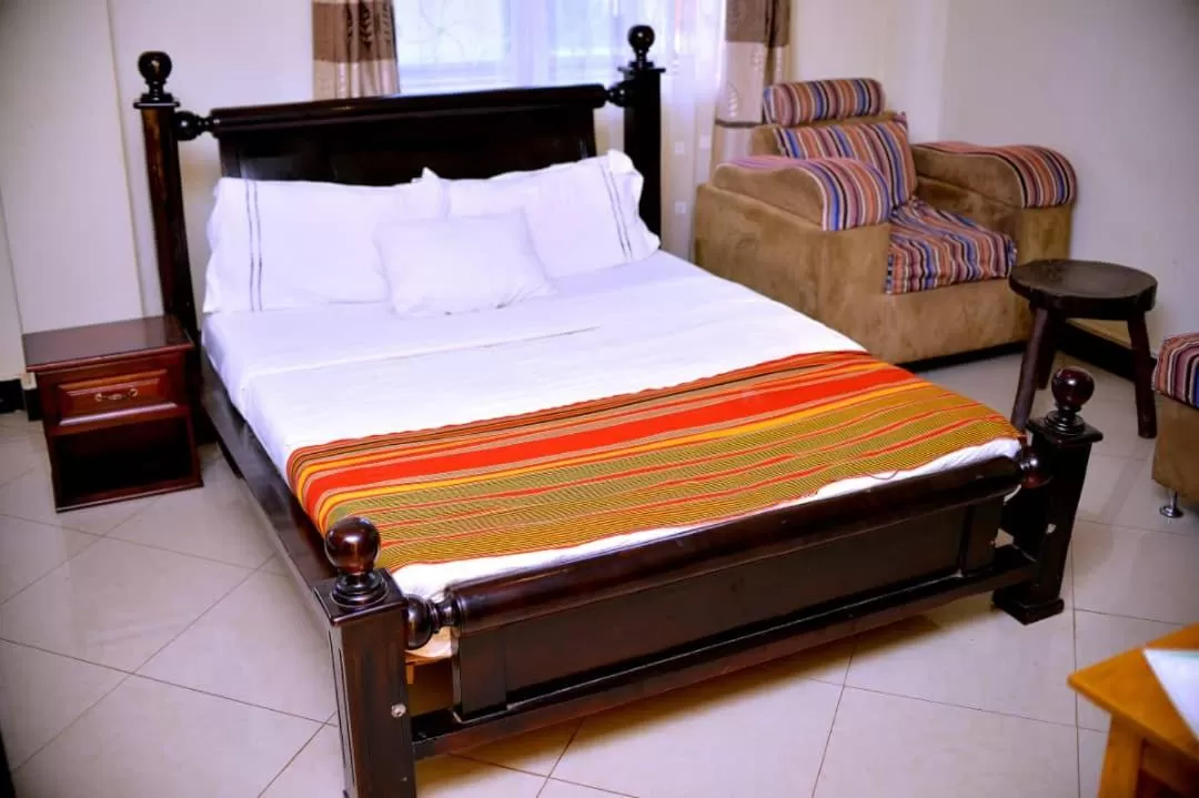 Bed in Acactus Hotel