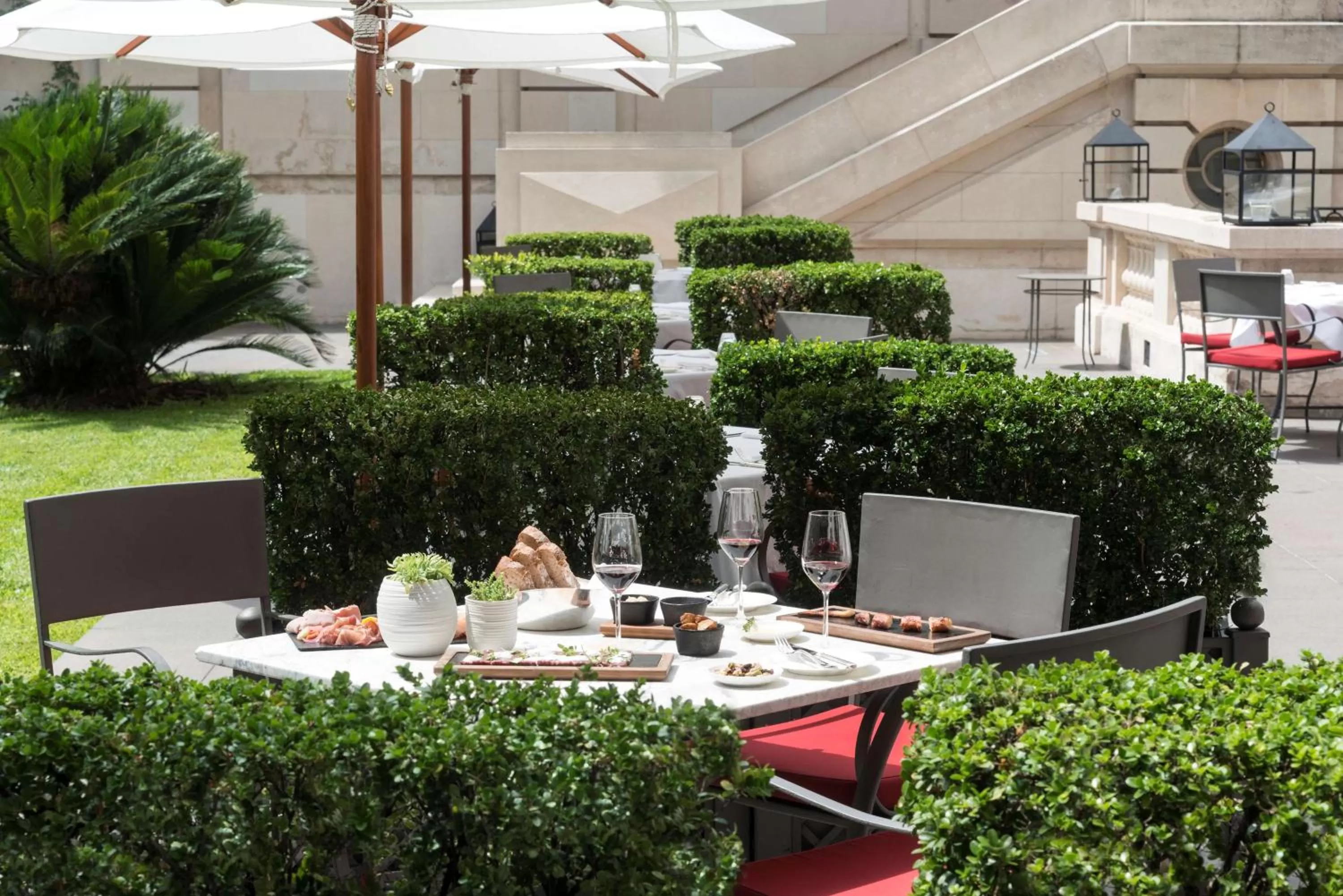 Restaurant/places to eat in Palacio Duhau - Park Hyatt Buenos Aires