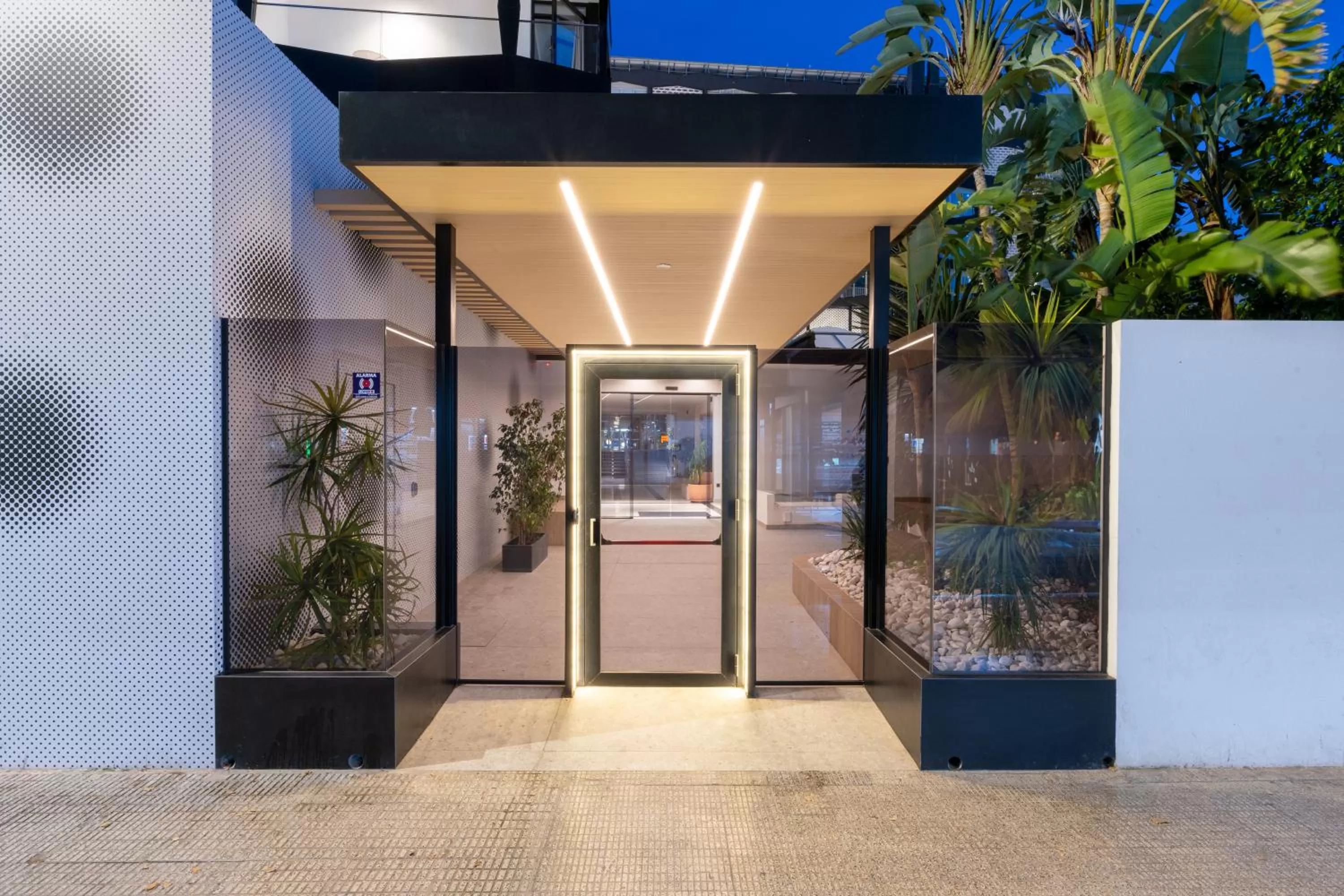 Property building in Climia Belroy 4 Sup