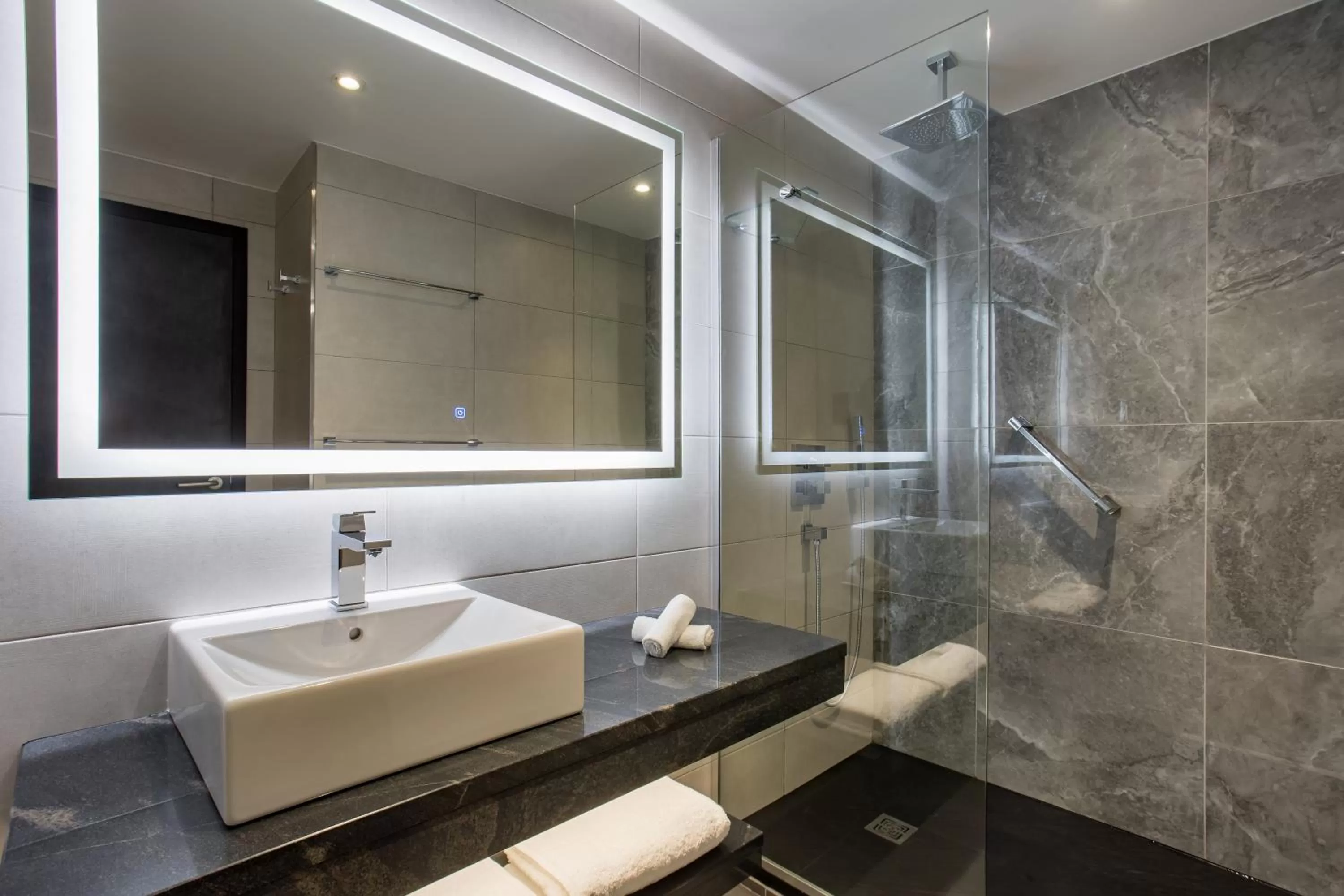 Bathroom in Radisson Blu Hotel Antananarivo Waterfront