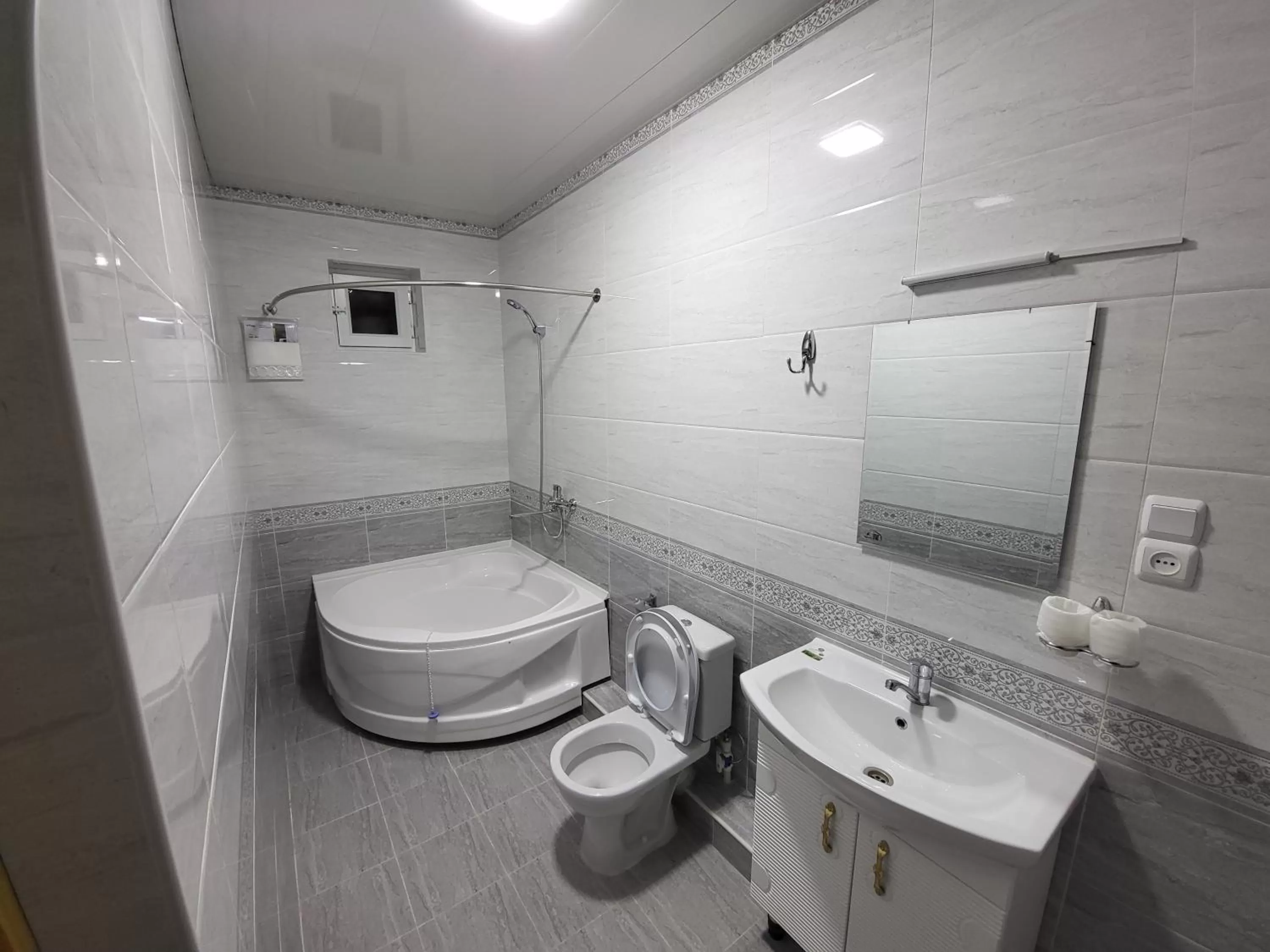 Bathroom in Ulli Oy Hotel & Terasse