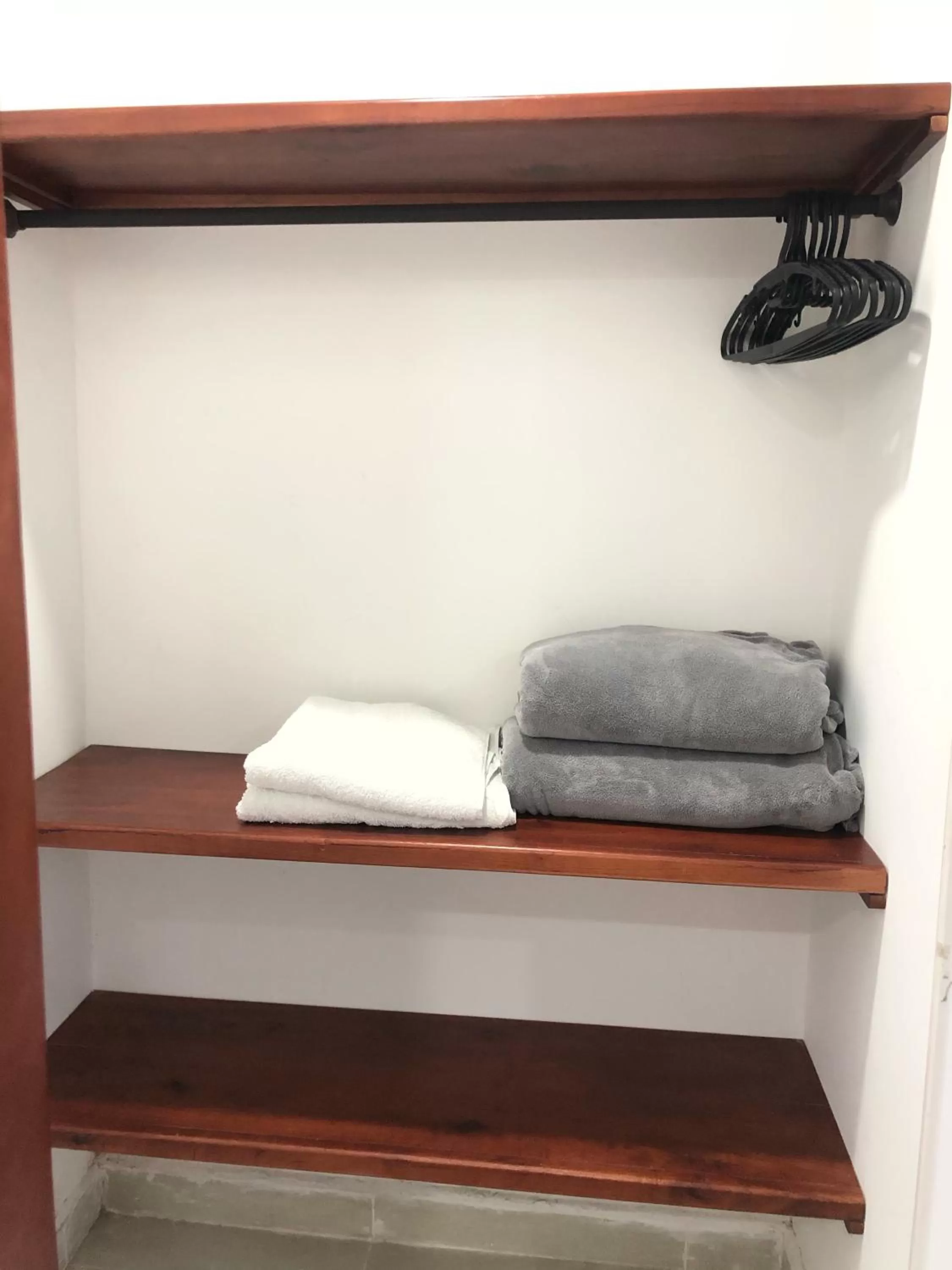 Bedroom, Bathroom in Apartahotel Caribe Diez