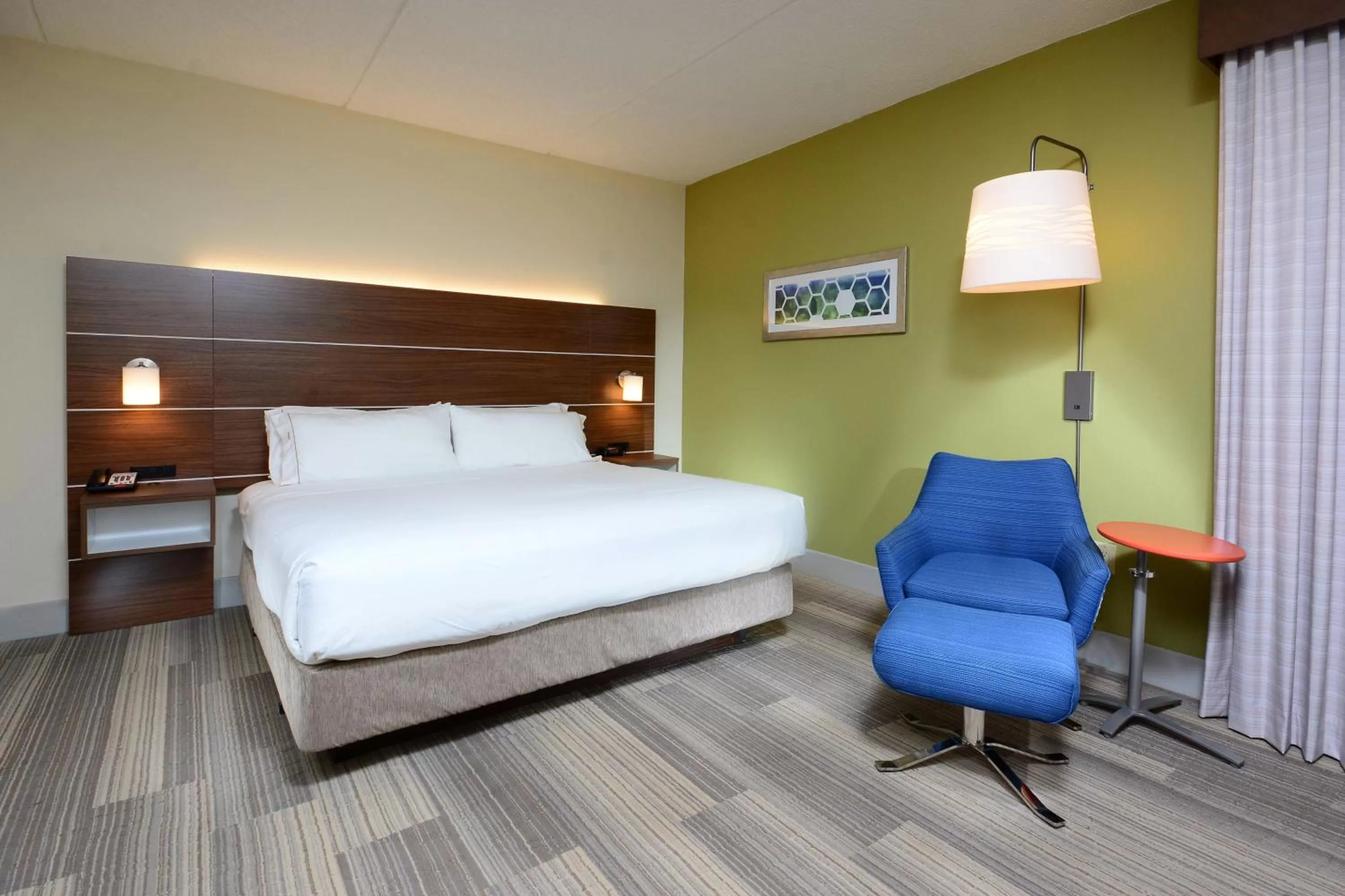 Photo of the whole room, Bed in Holiday Inn Express & Suites Raleigh Durham Airport at RTP by IHG