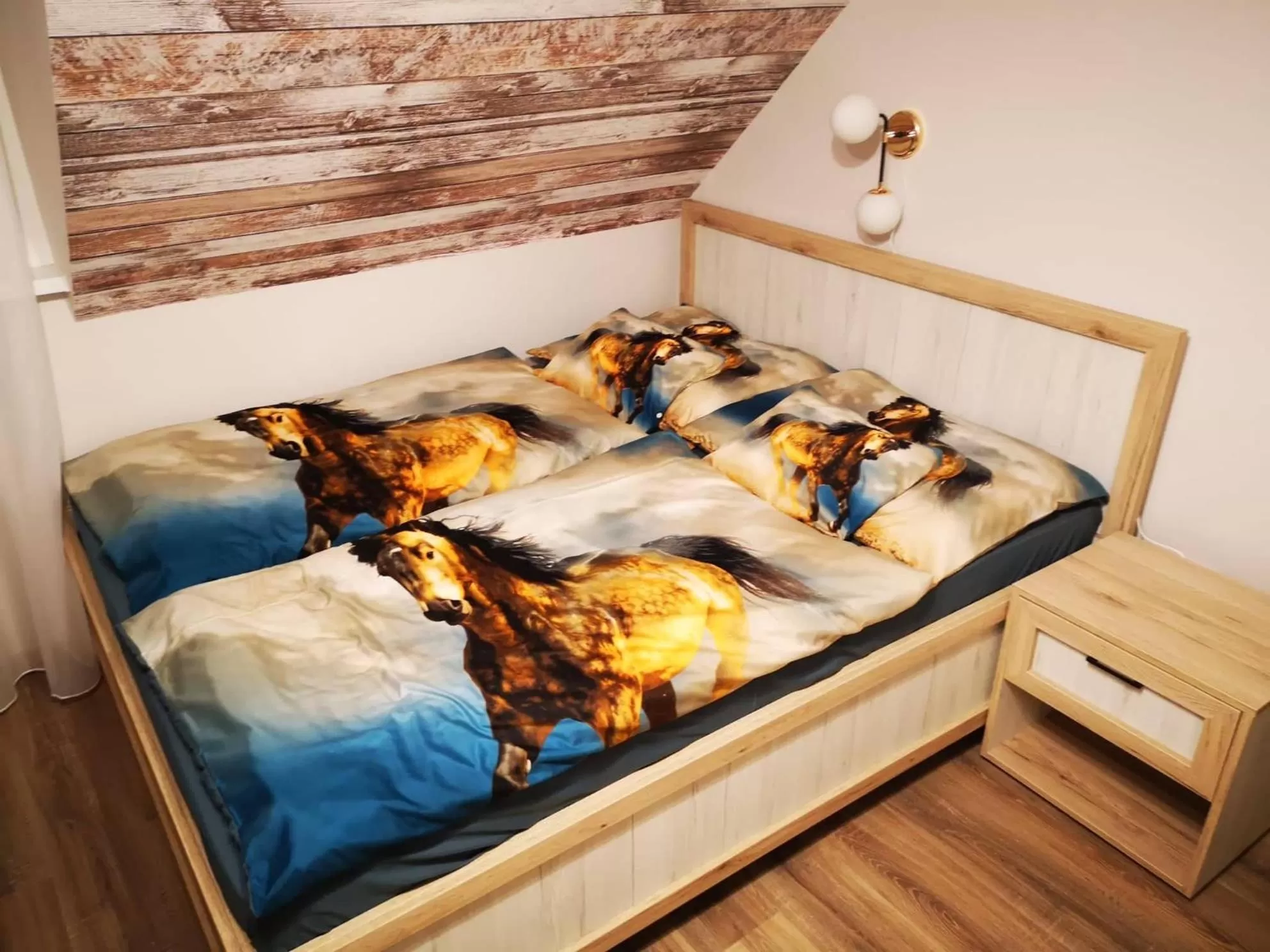 Bed in Mátyus Udvarház Kengyel Fogadó Eger