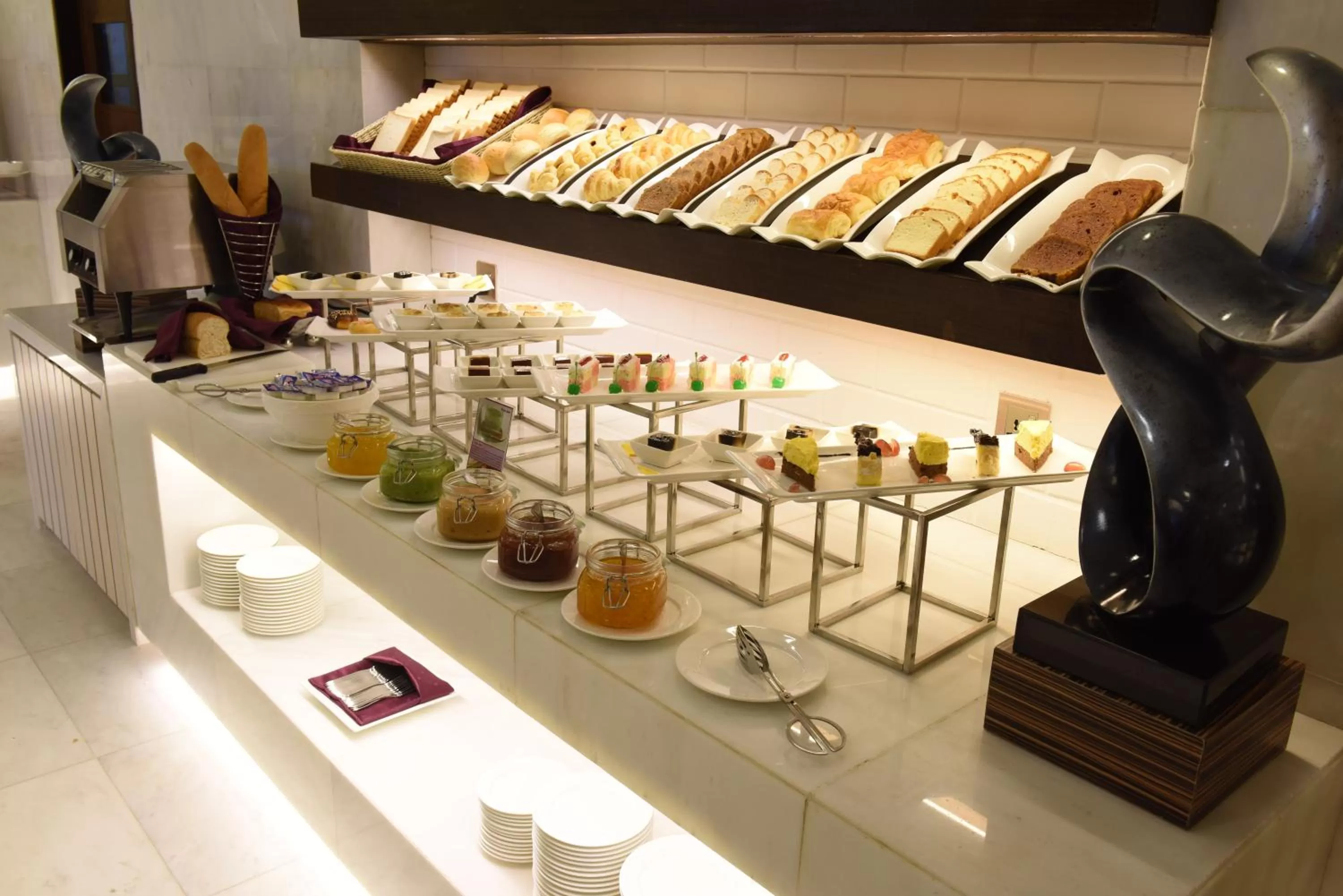 Food in Best Western Chinatown Hotel