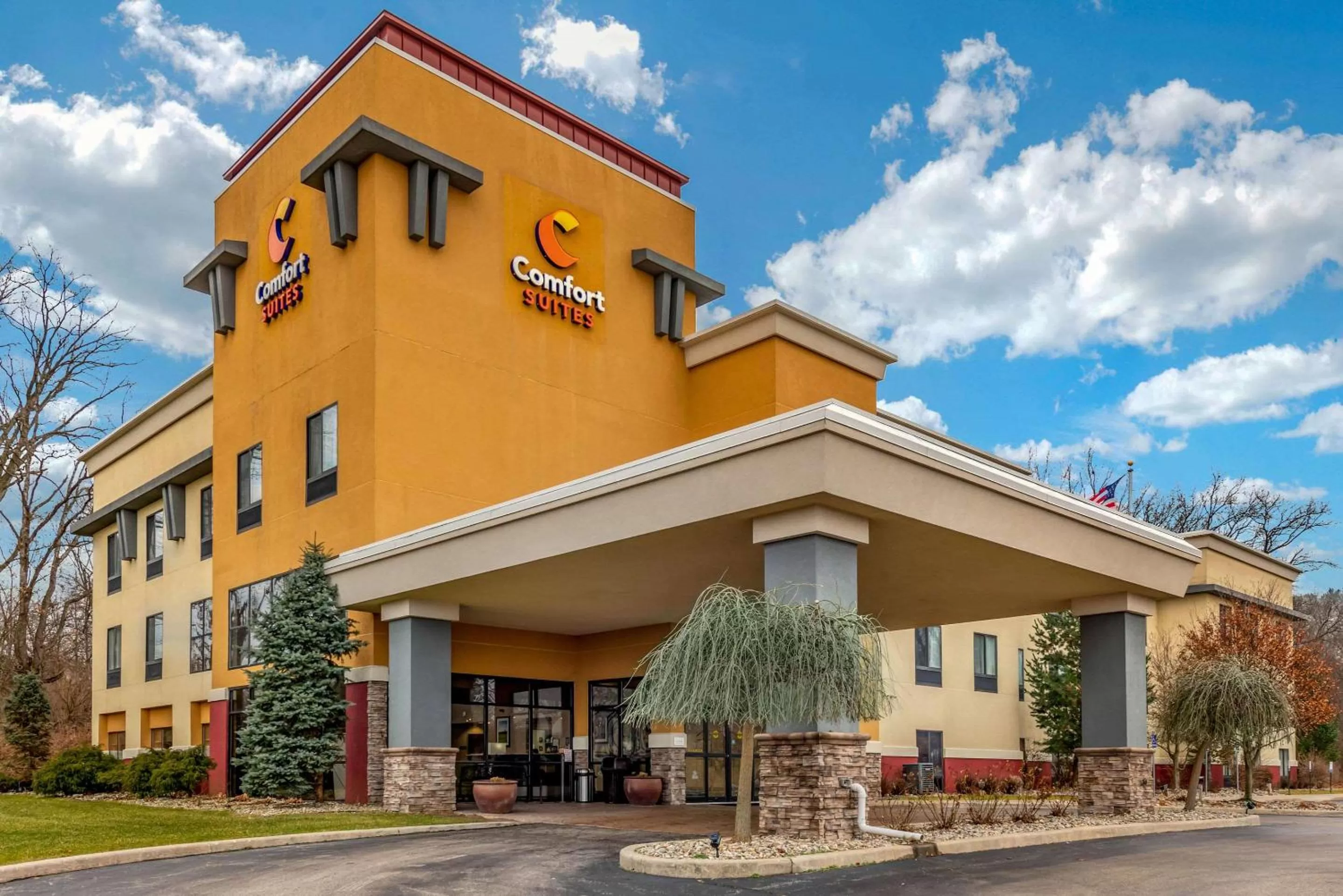 Property building in Comfort Suites Elkhart South
