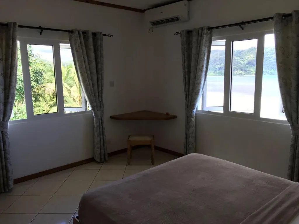 Bedroom, Bed in Sailfish Beach Villas