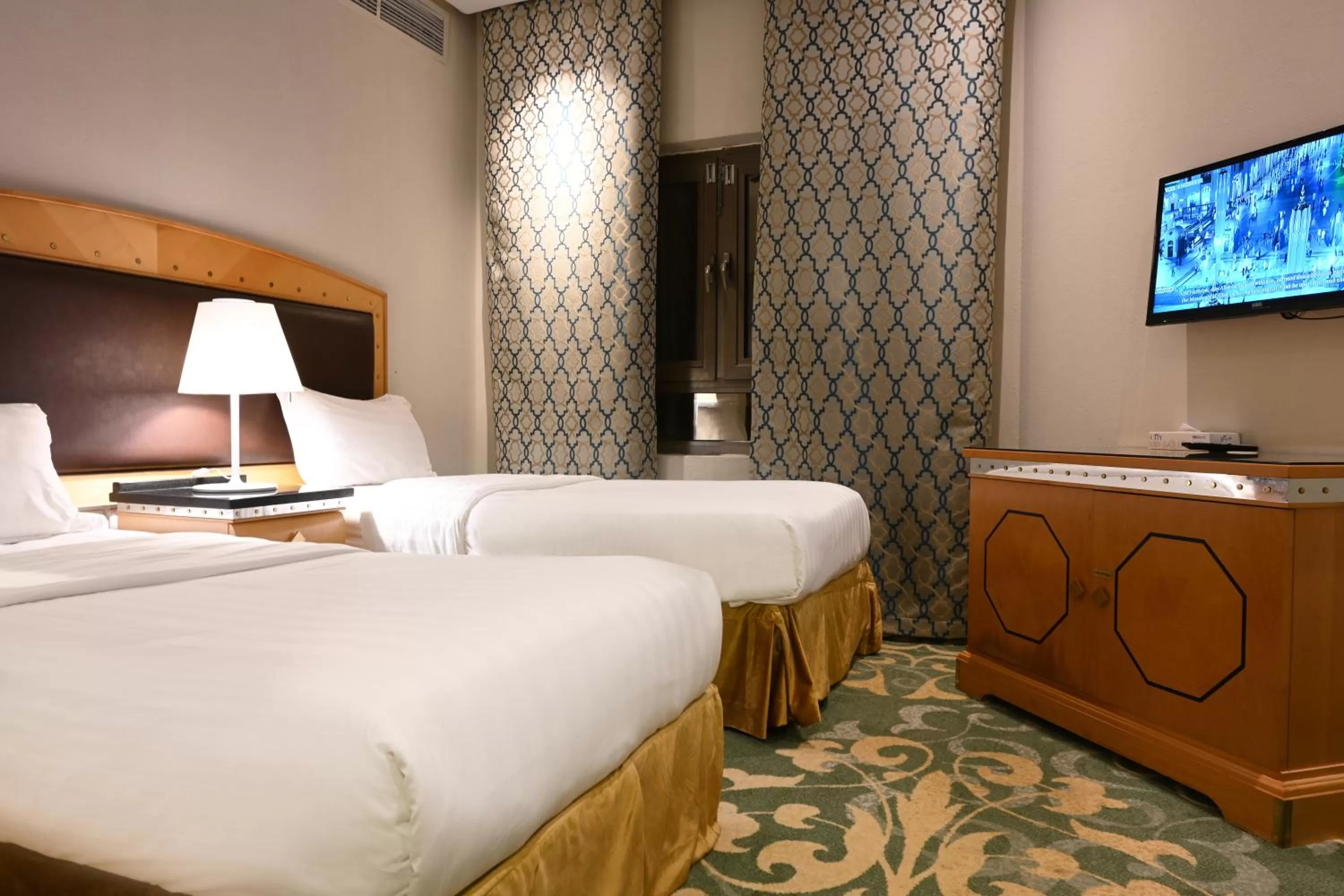 Bed in Quiet Dreams - Serviced Apartments King abdul Aziz Street Branch