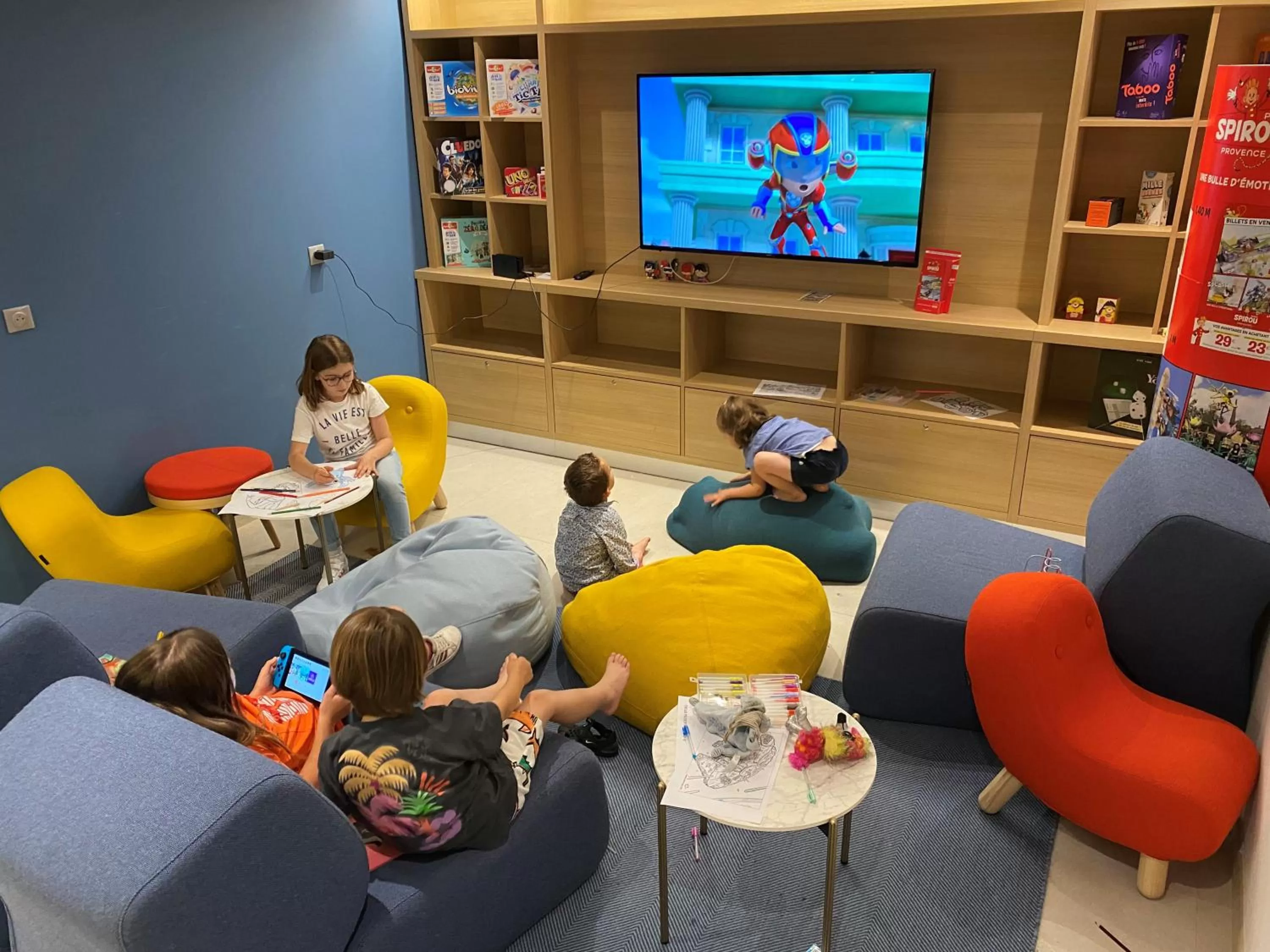 Game Room in Mercure Avignon TGV Hotel & Spa