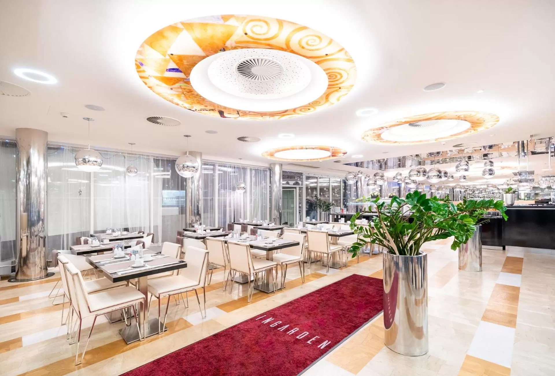 Restaurant/places to eat in Grandium Hotel Prague