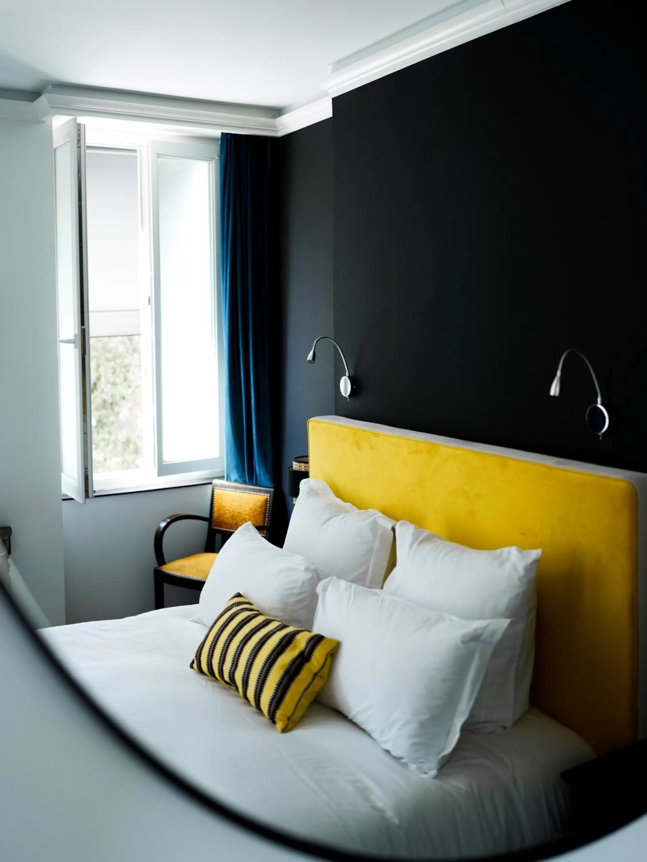 Bedroom, Bed in Hôtel & SPA Le Chêne Vert