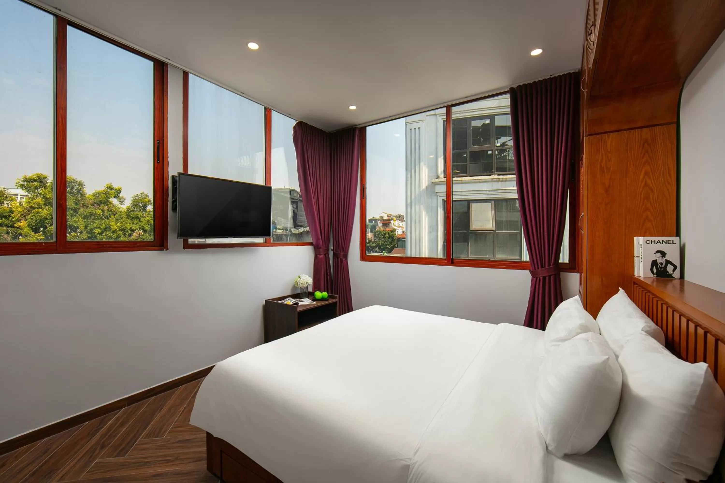 Photo of the whole room, Bed in Cristina Center Hotel & Spa