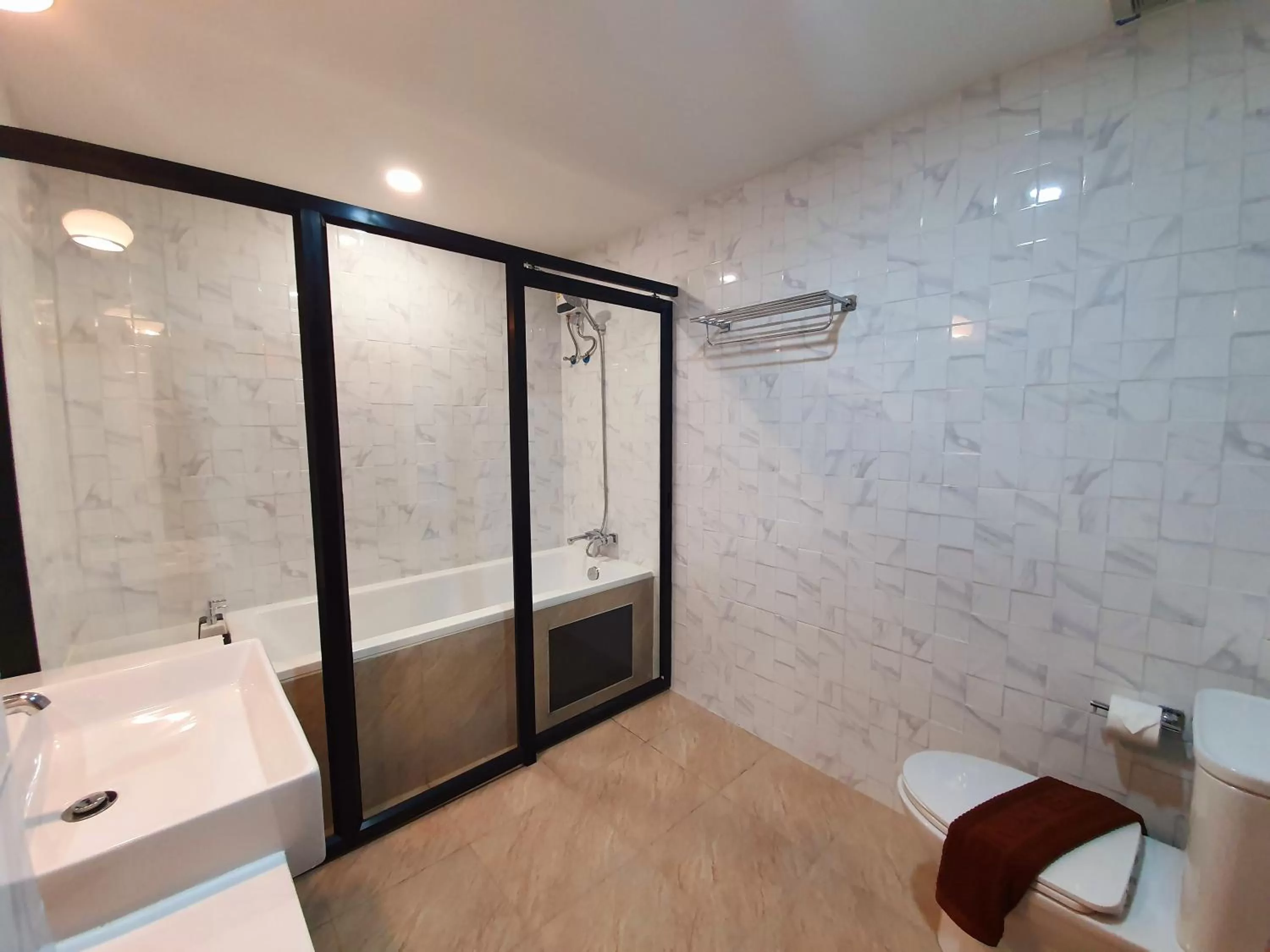 Shower in USABAI Riverside Boutique Hotel
