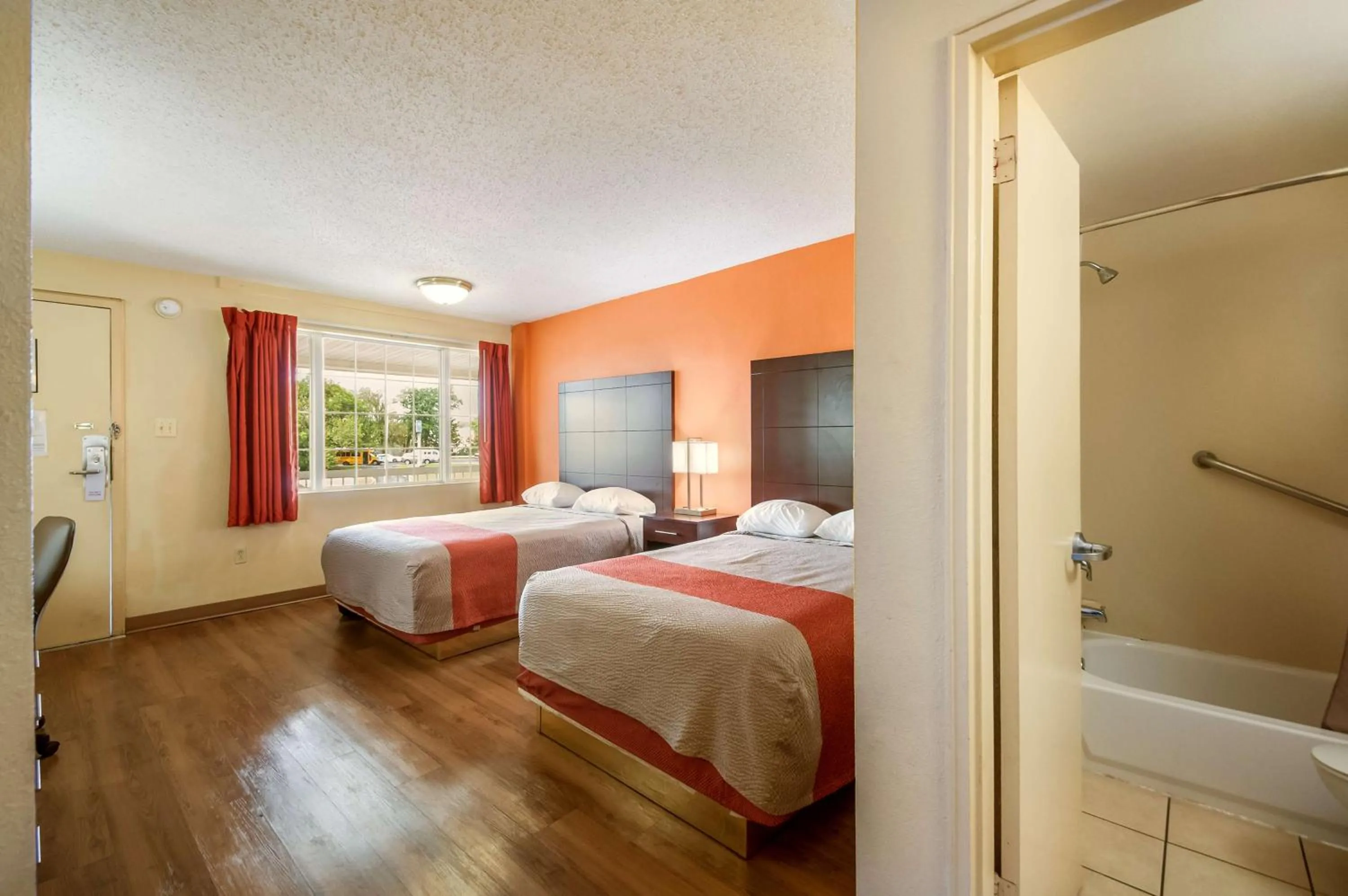 Photo of the whole room in Motel 6-Washington, DC - Convention Center