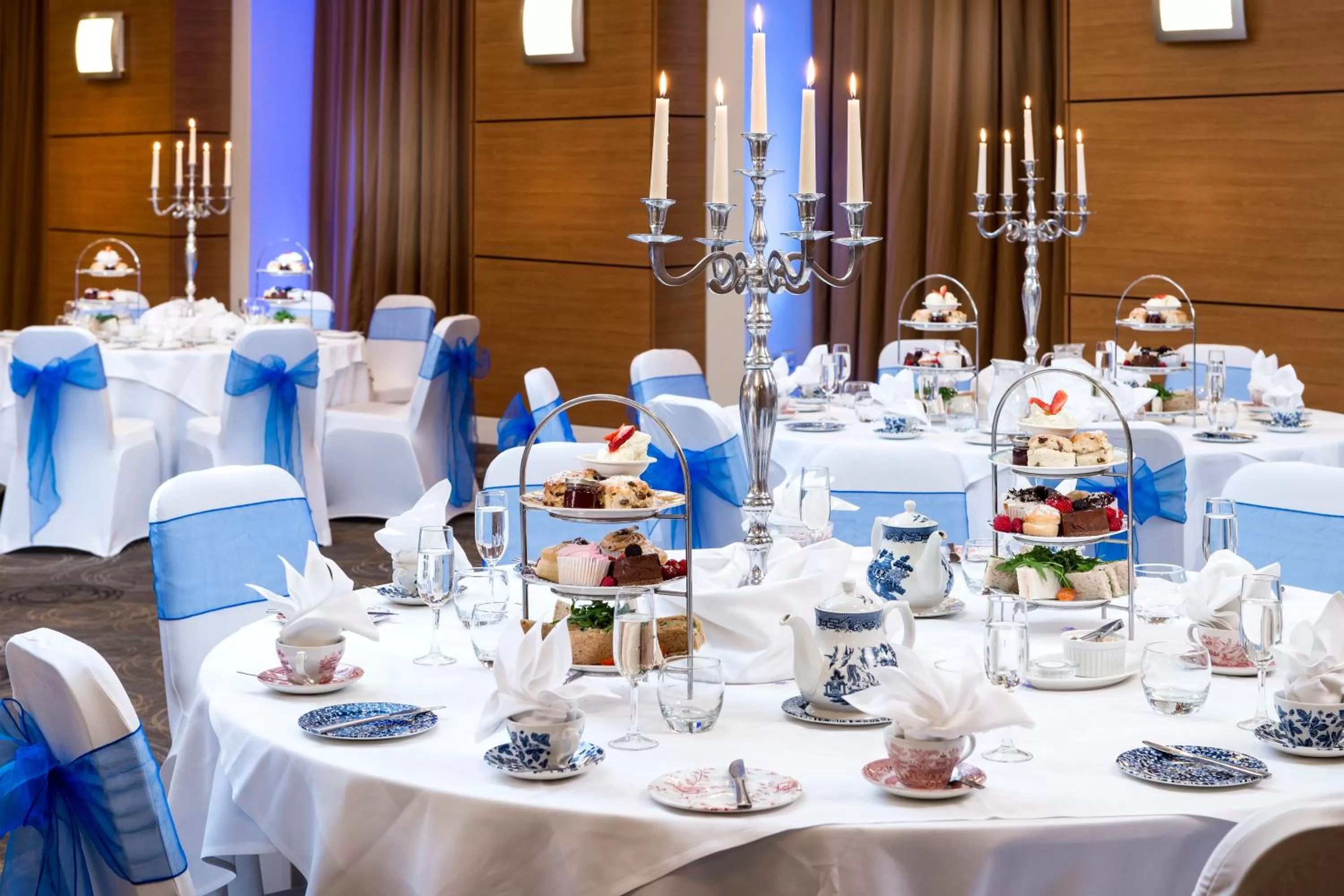 Food and drinks in Park Inn by Radisson Palace