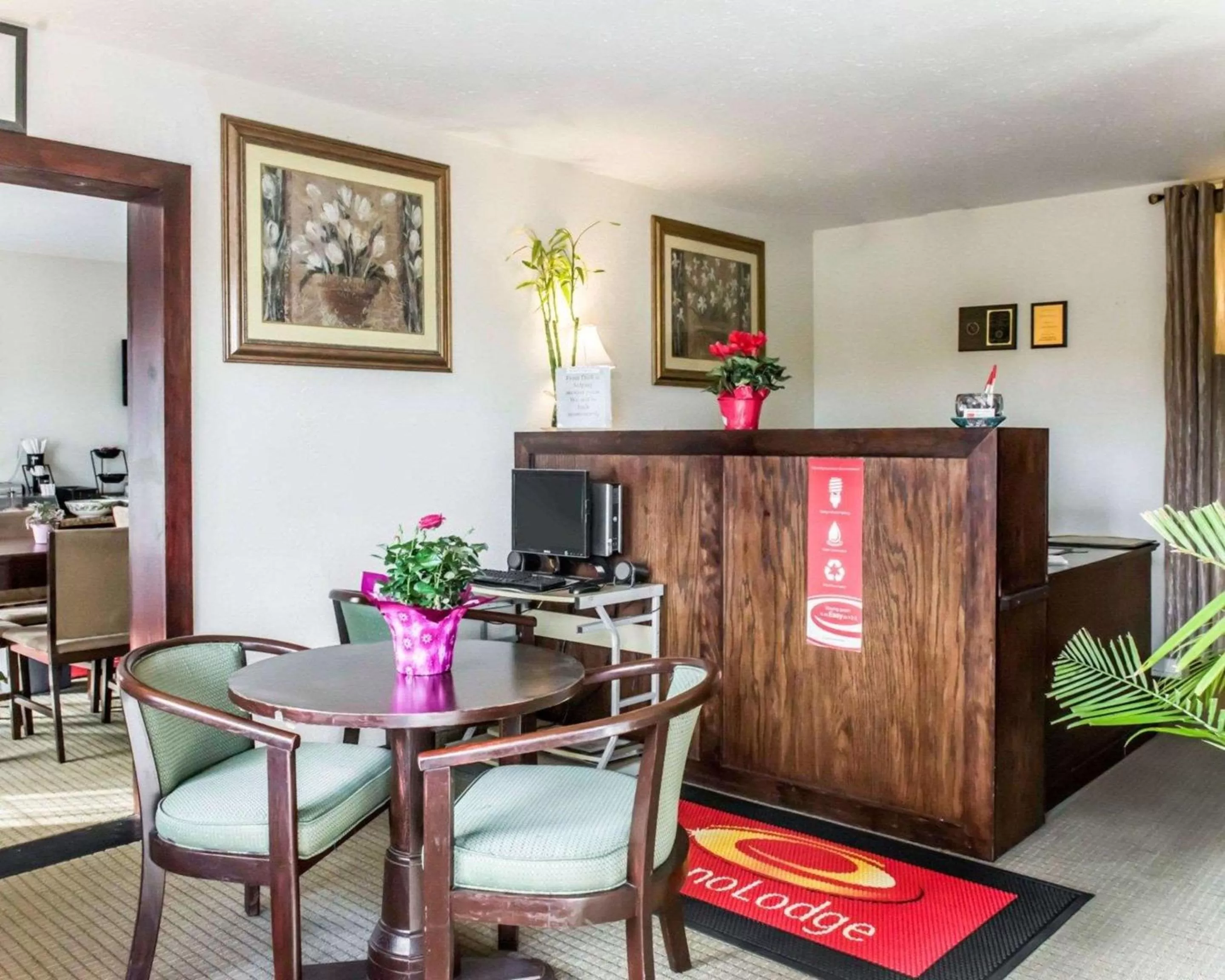 Lobby or reception in Econo Lodge Monticello