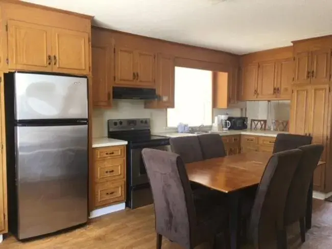 Non-Oceanfront Two-Bedroom Suite in Polynesian Oceanfront Hotel Non-Oceanfront Two-Bedroom Suite in Polynesian Oceanfront Hotel