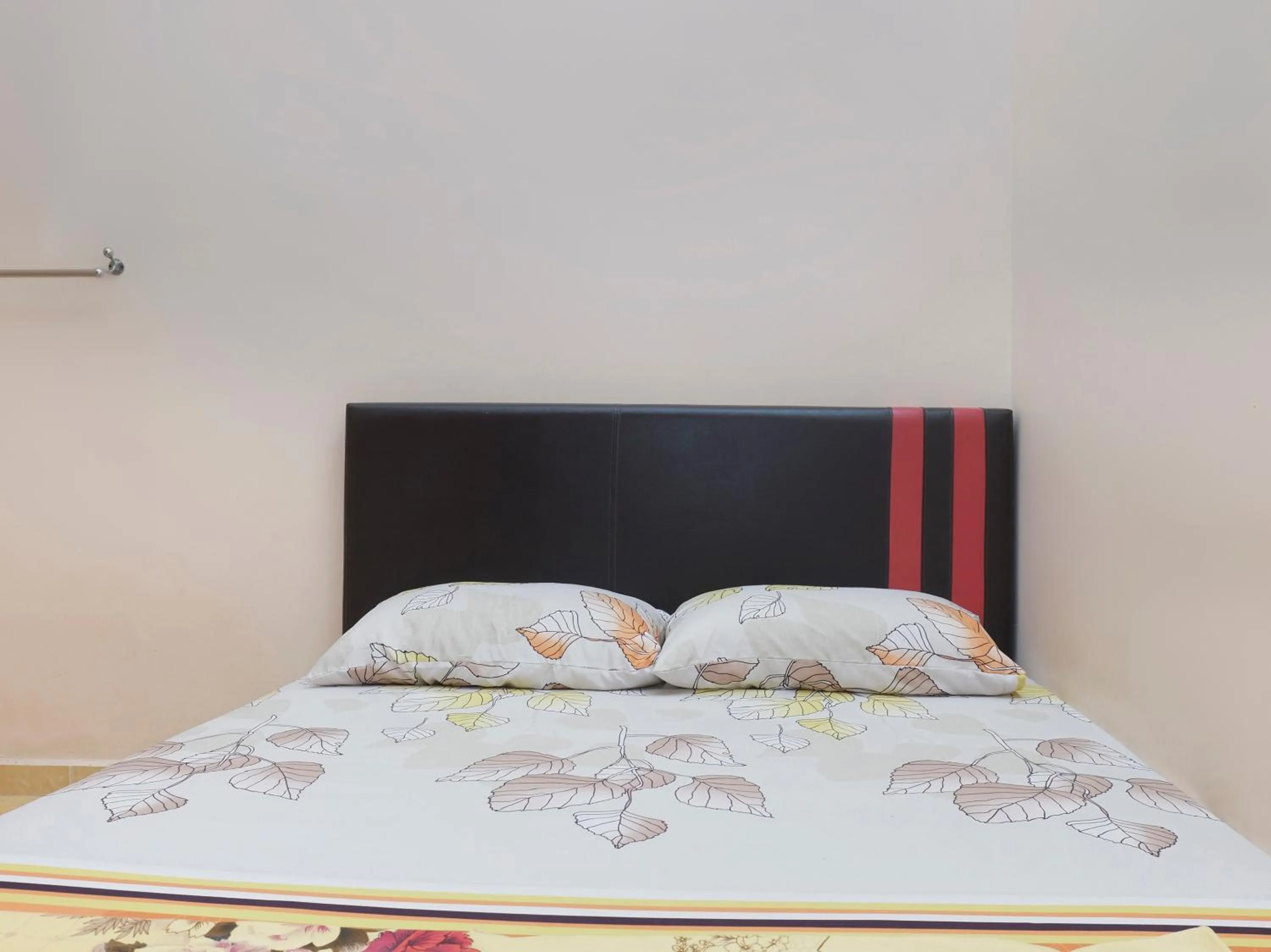 Standard Double Room in SPOT ON 90144 Corridor Hotel 1