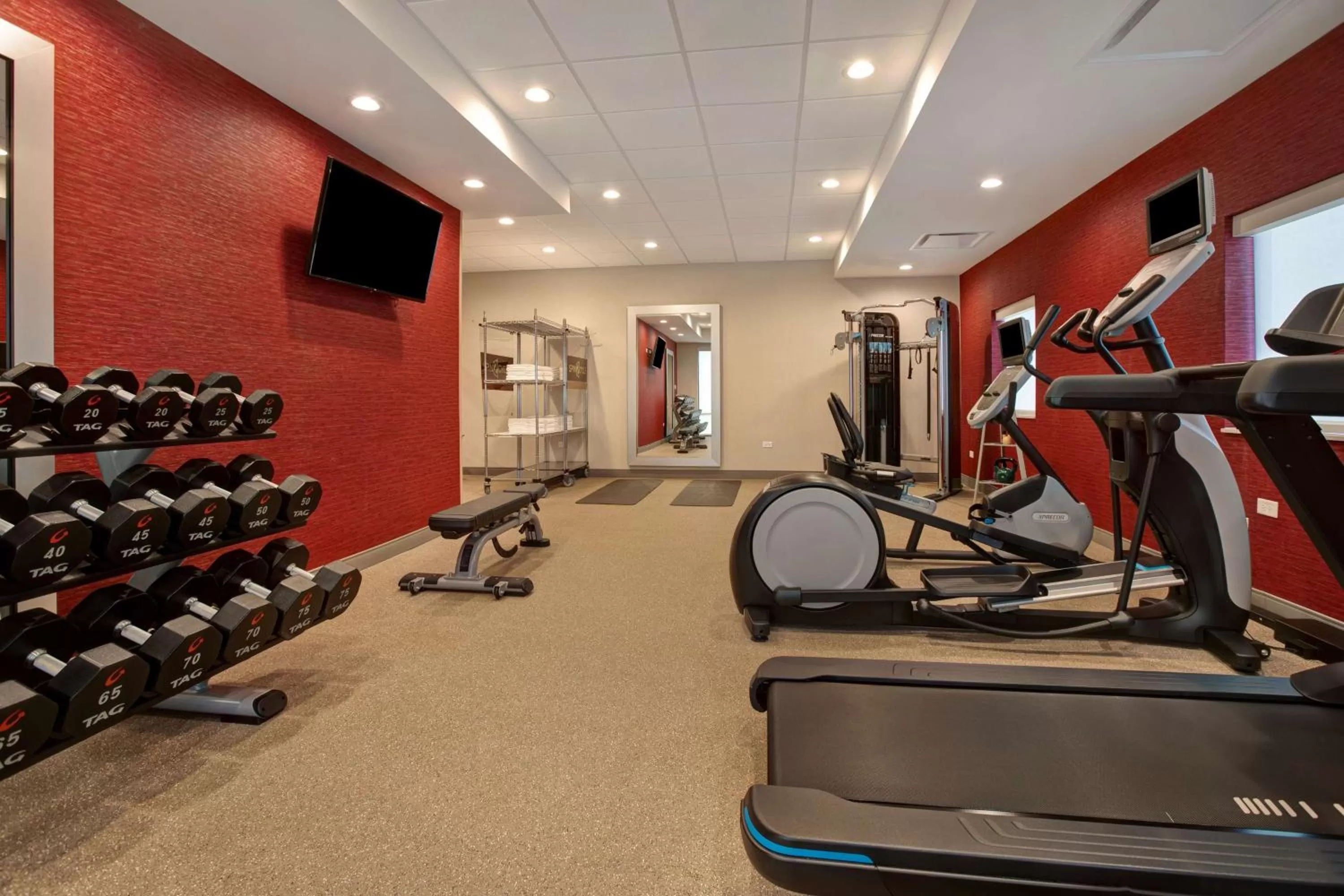 Fitness centre/facilities in Home2 Suites By Hilton Loves Park Rockford
