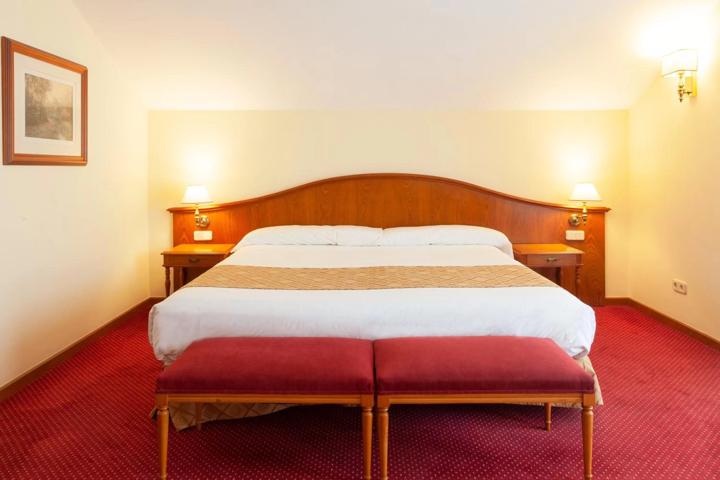 Bedroom, Bed in Hotel Hoyuela