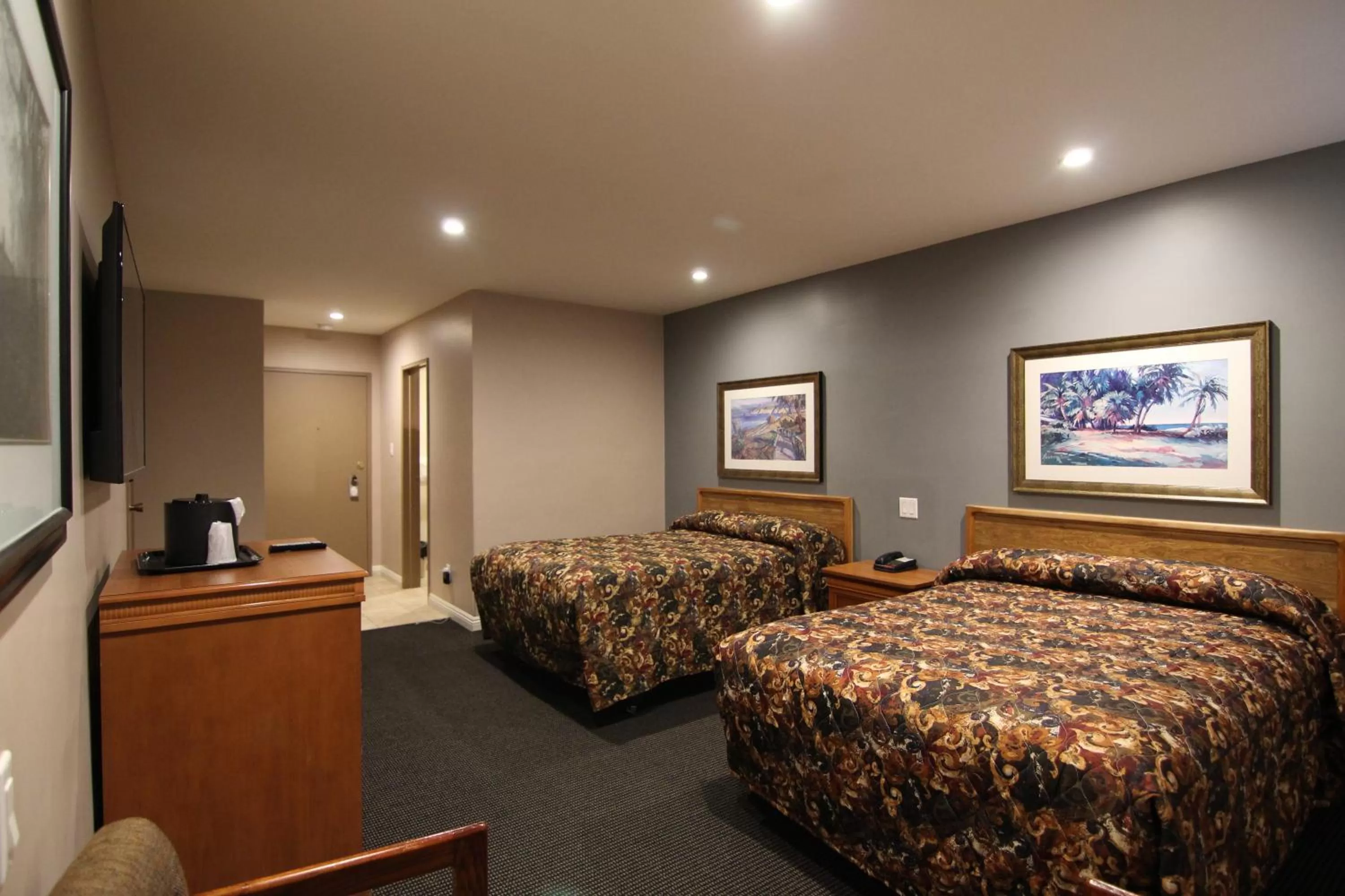 Double Room with Two Double Beds in Dunes Inn - Wilshire