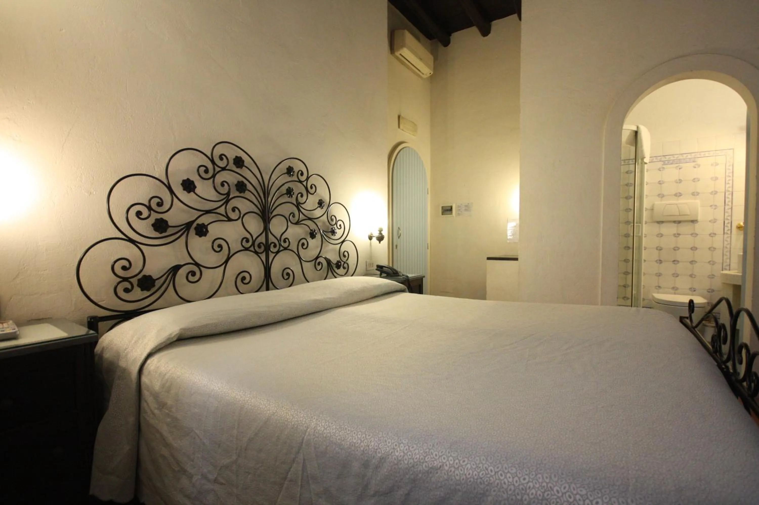 Bed in Hotel Termini