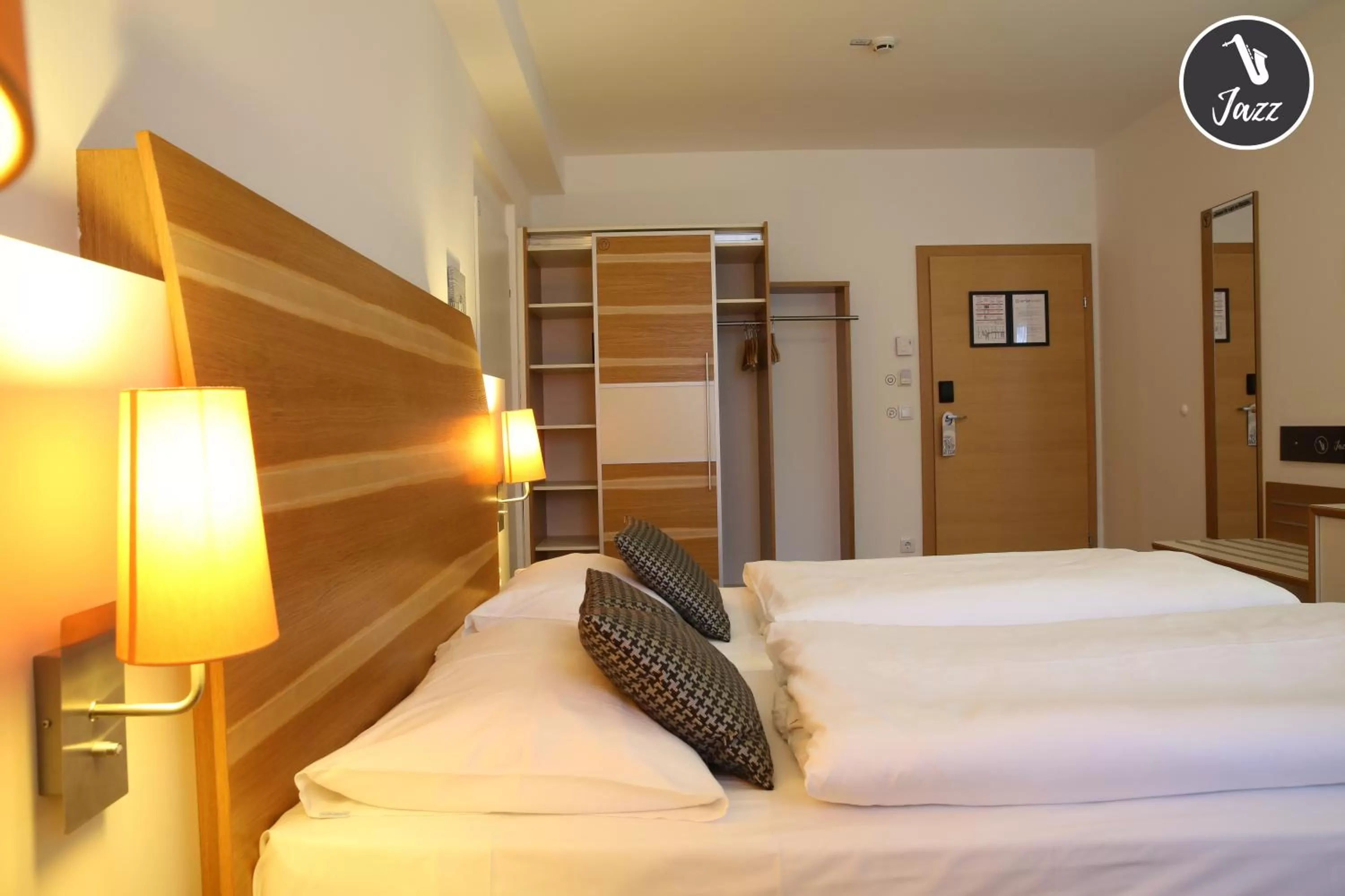 Bedroom, Bed in arte Hotel Wien Stadthalle