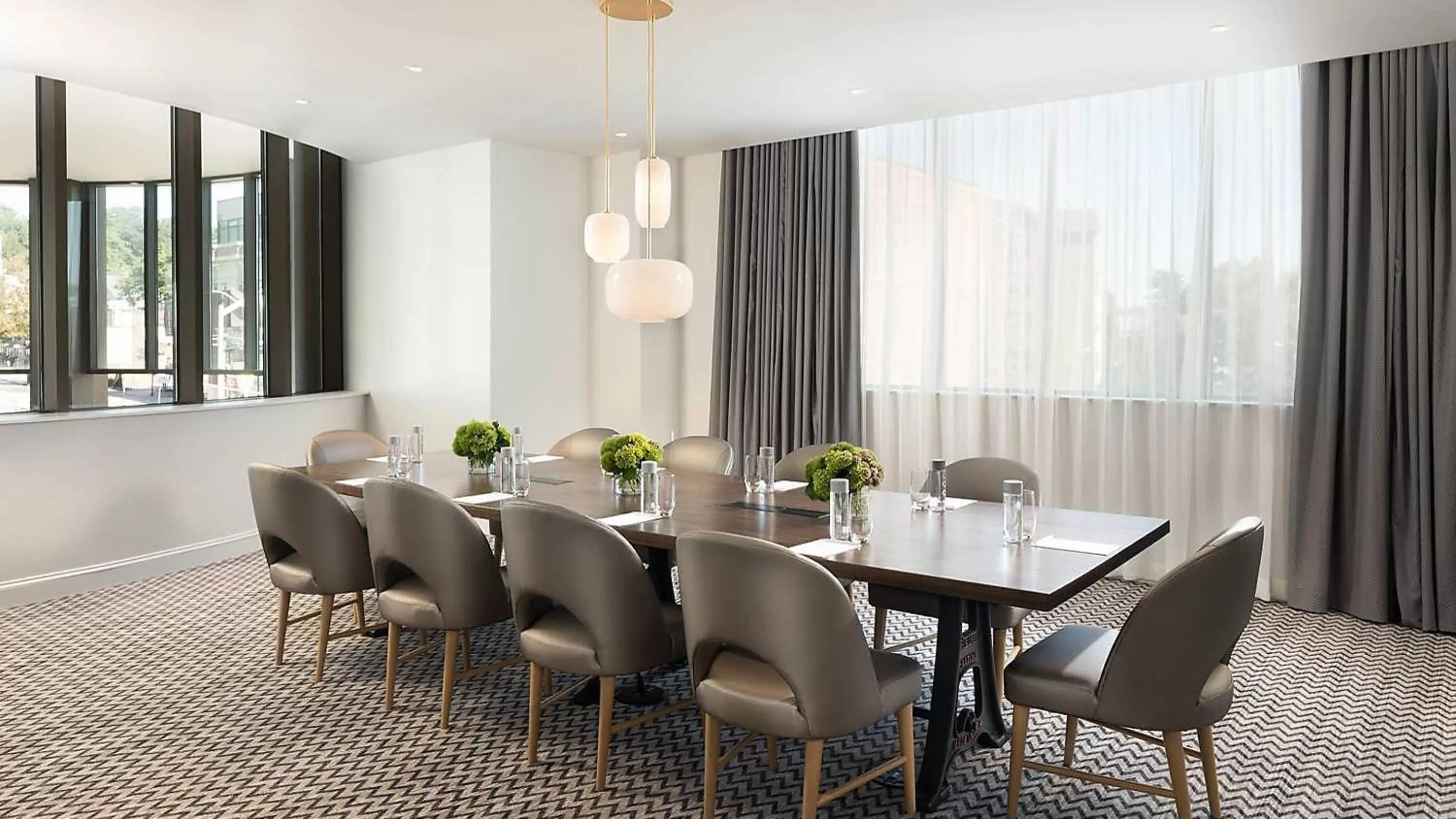 Meeting/conference room in The MC, Autograph Collection