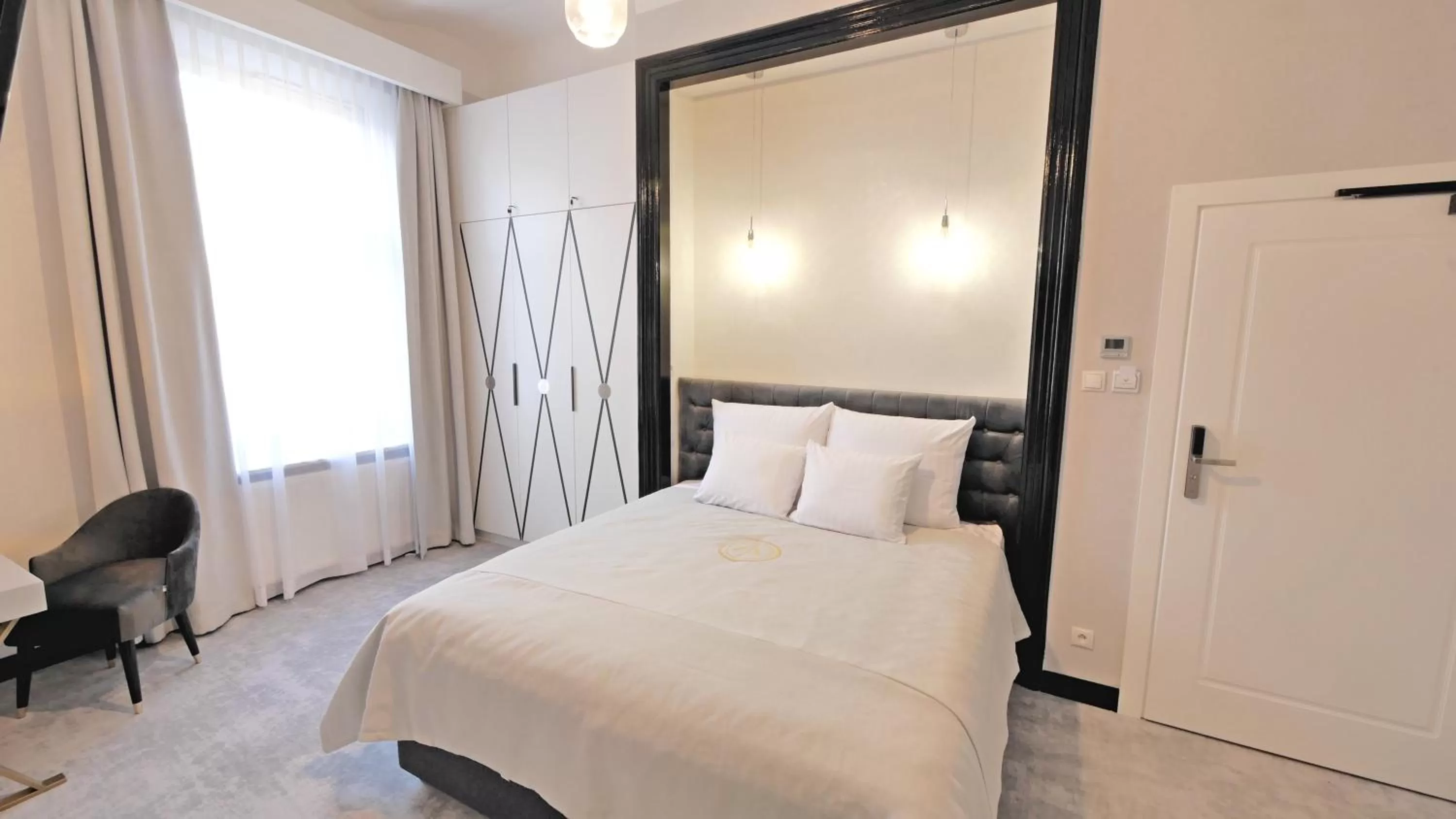 Photo of the whole room, Bed in SZEWSKA 22 BOUTIQUE