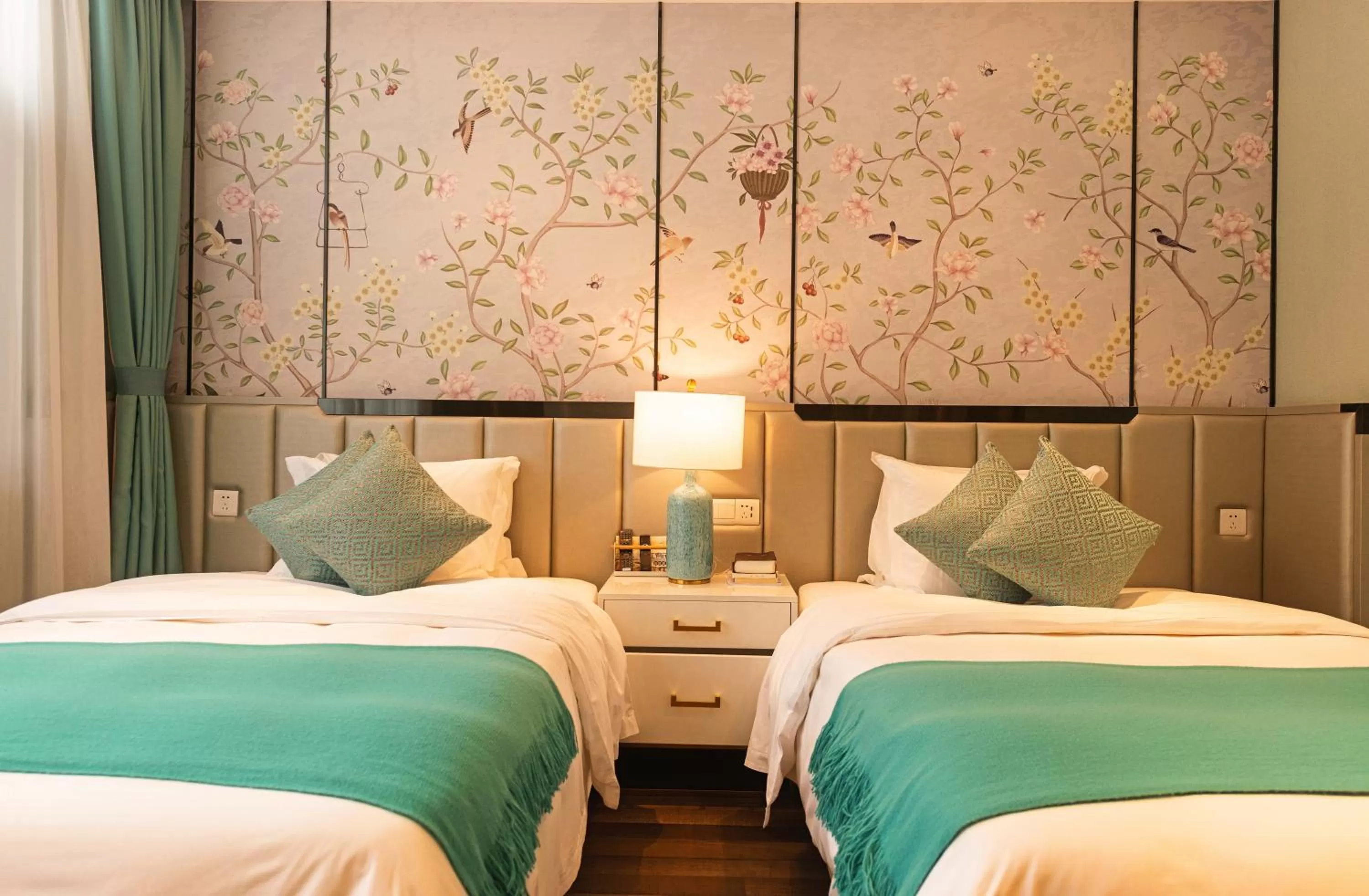 Photo of the whole room, Bed in Li River Resort Villa Hotel