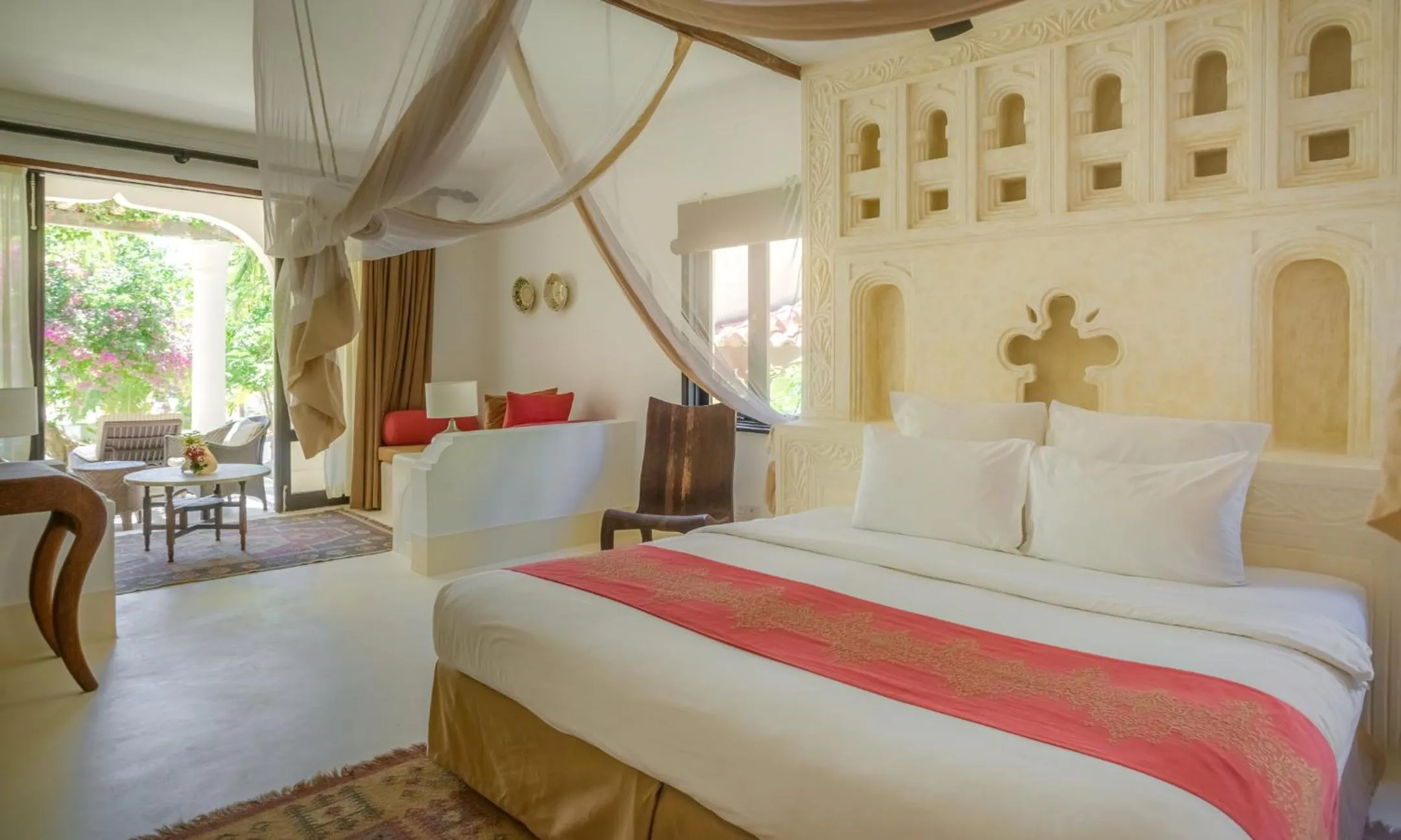 Bedroom, Bed in Swahili Beach