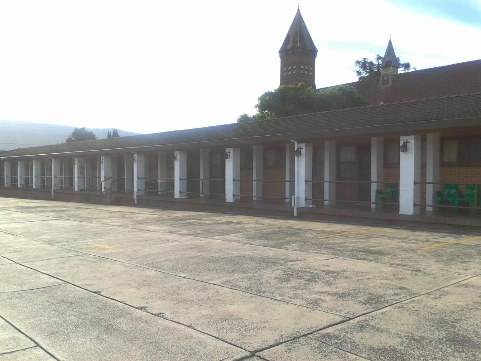 Property building in Elsinor Motor Lodge