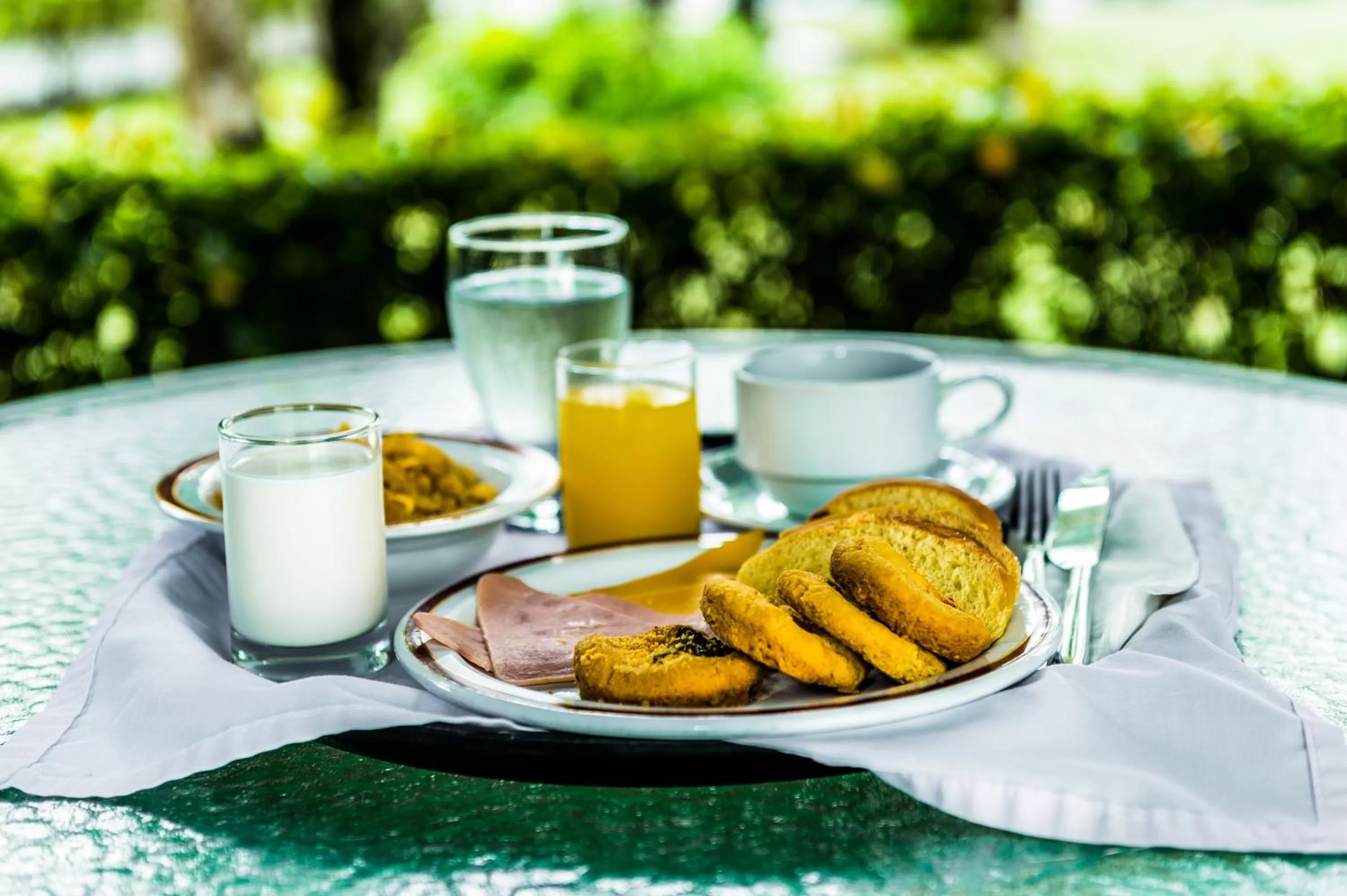 Breakfast in Riande Aeropuerto Hotel Casino