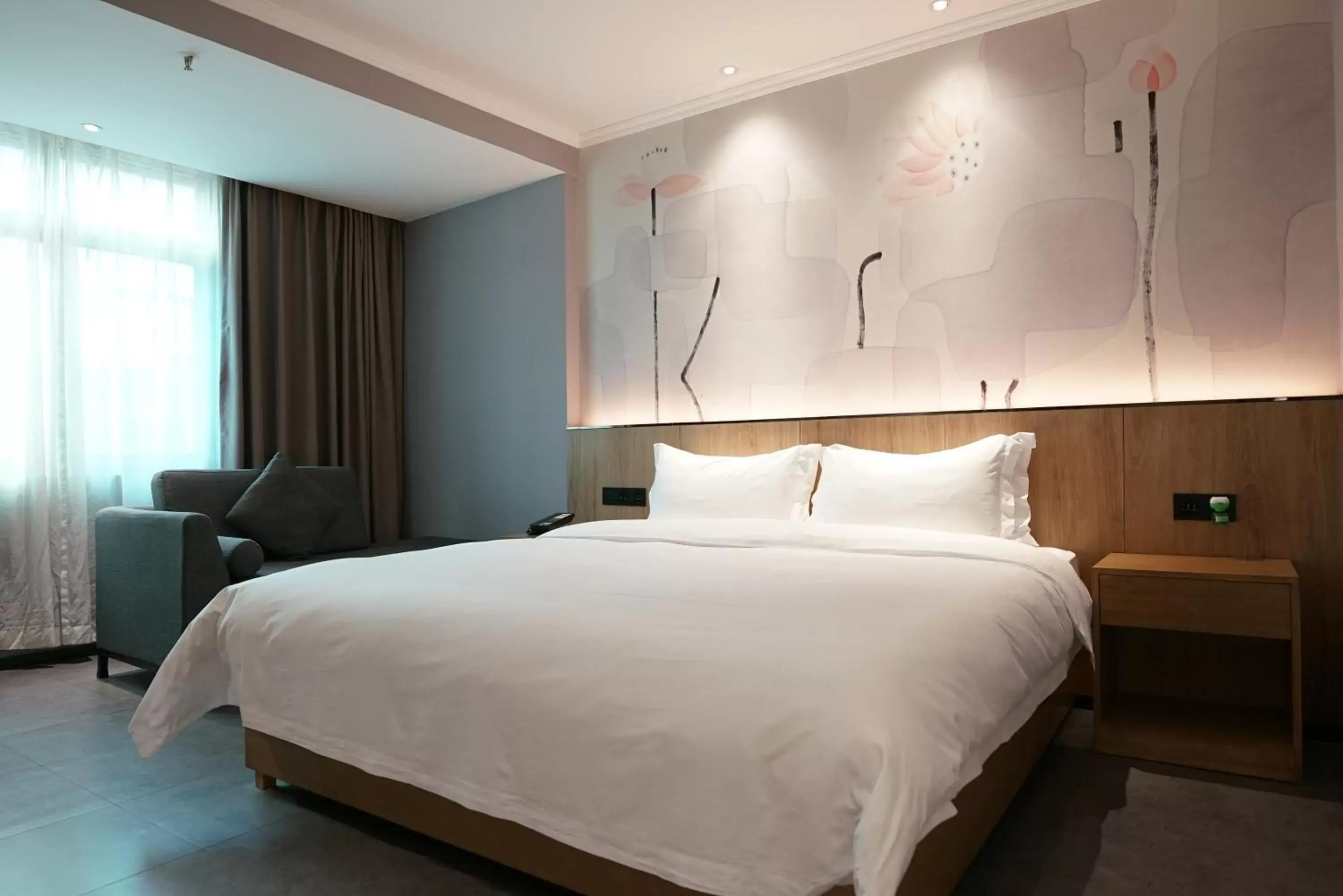 Standard King Room in Paco Hotel Datang Metro Guangzhou-Free Shuttle Bus For Canton Fair Standard King Room in Paco Hotel Datang Metro Guangzhou-Free Shuttle Bus For Canton Fair